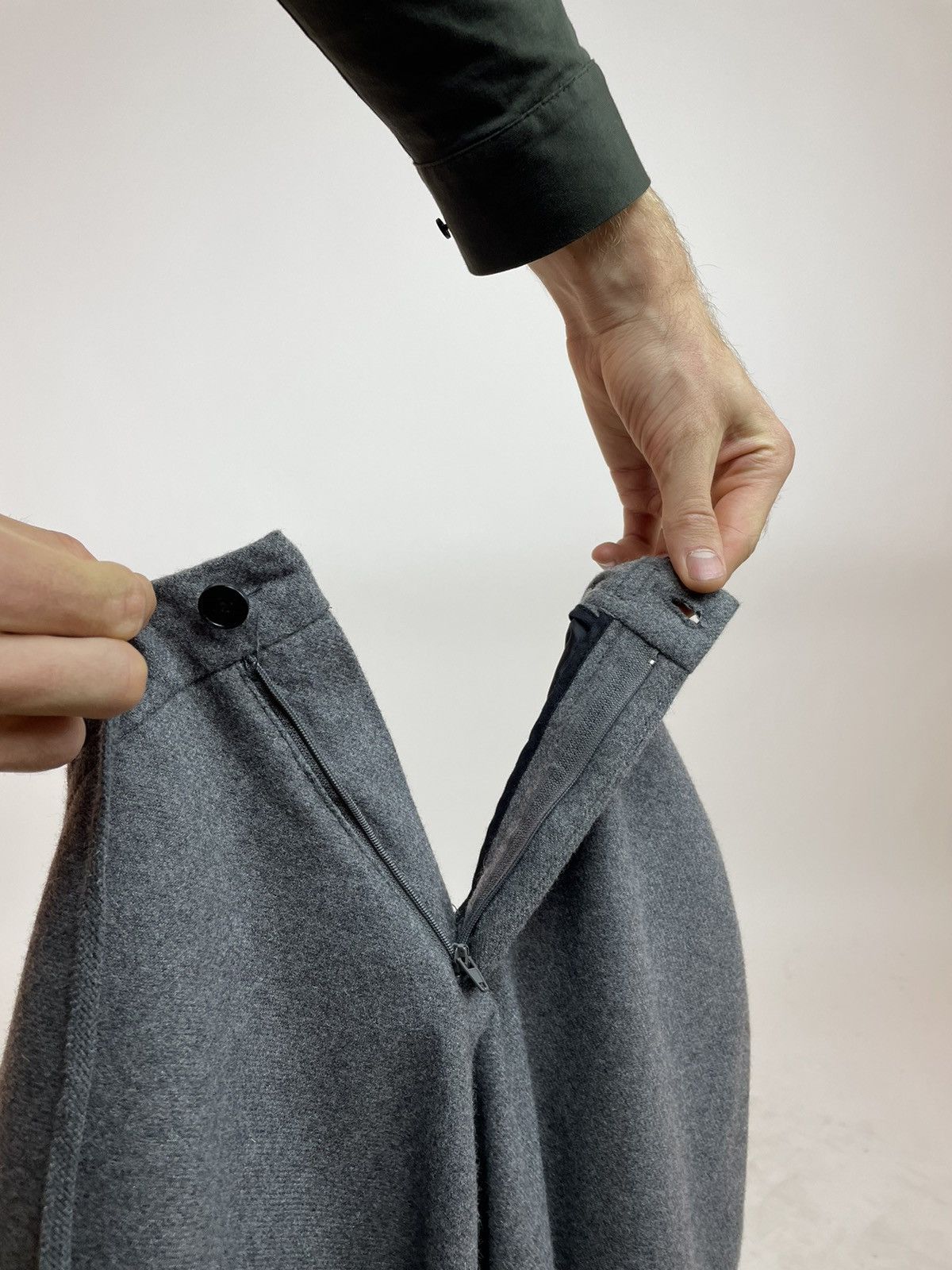 Japanese Brand KIOMI Wool JOGGING PANTS Mens size 36 Size US 36 / EU 52 - 14 Thumbnail