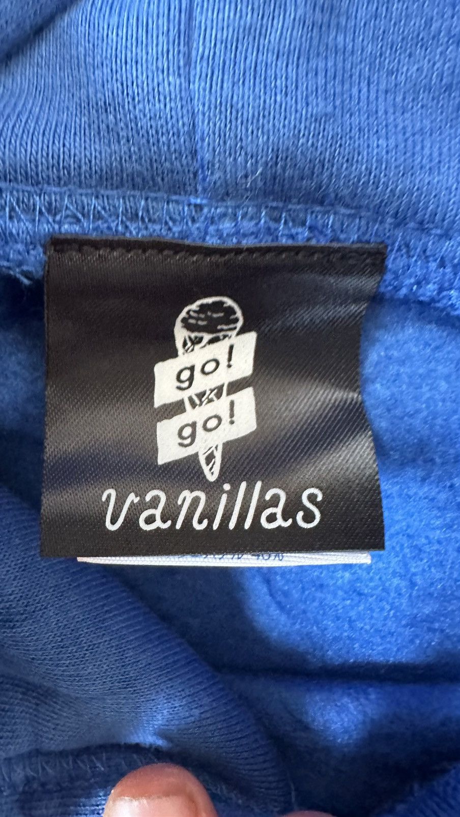 Japanese Brand VINTAGE GO GO VANILLAS FLOWERS DISTRESSED HOODIE Size US M / EU 48-50 / 2 - 6 Thumbnail