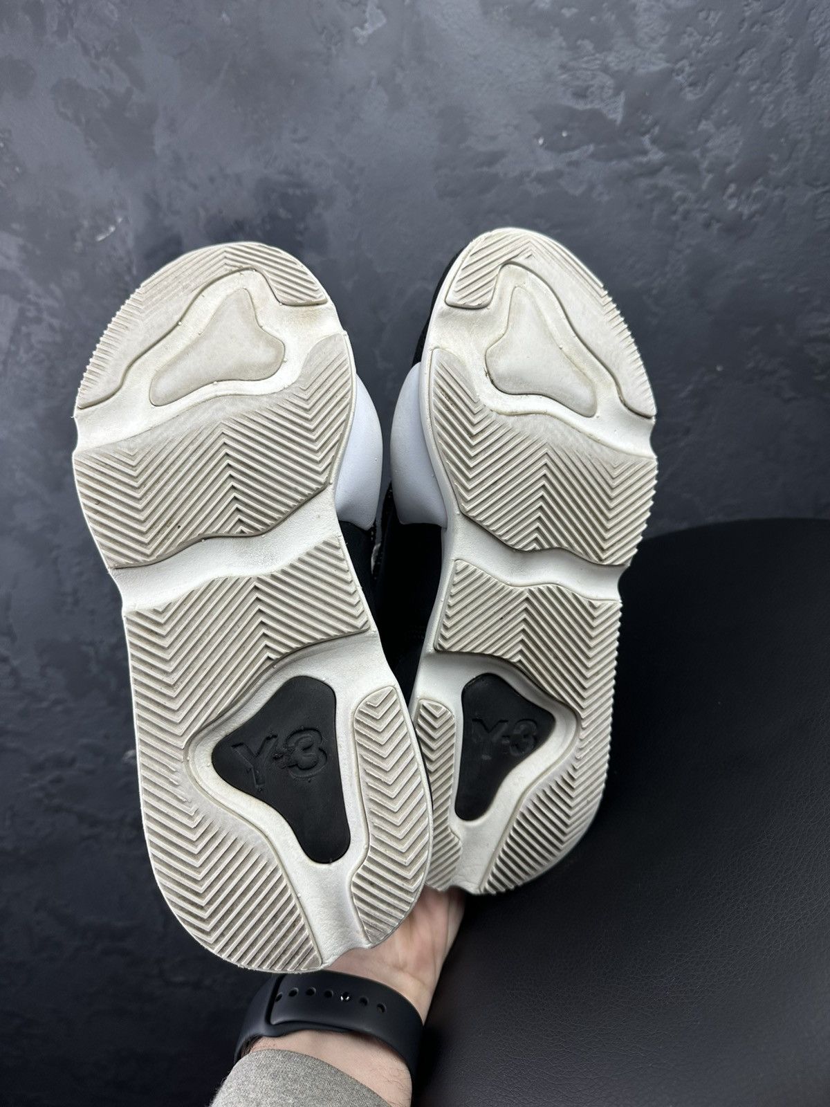Y-3 × Yohji Yamamoto Y-3 Yohji Yamamoto Black White Kaiwa Sneakers Size US 5.5 / EU 38 - 8 Thumbnail