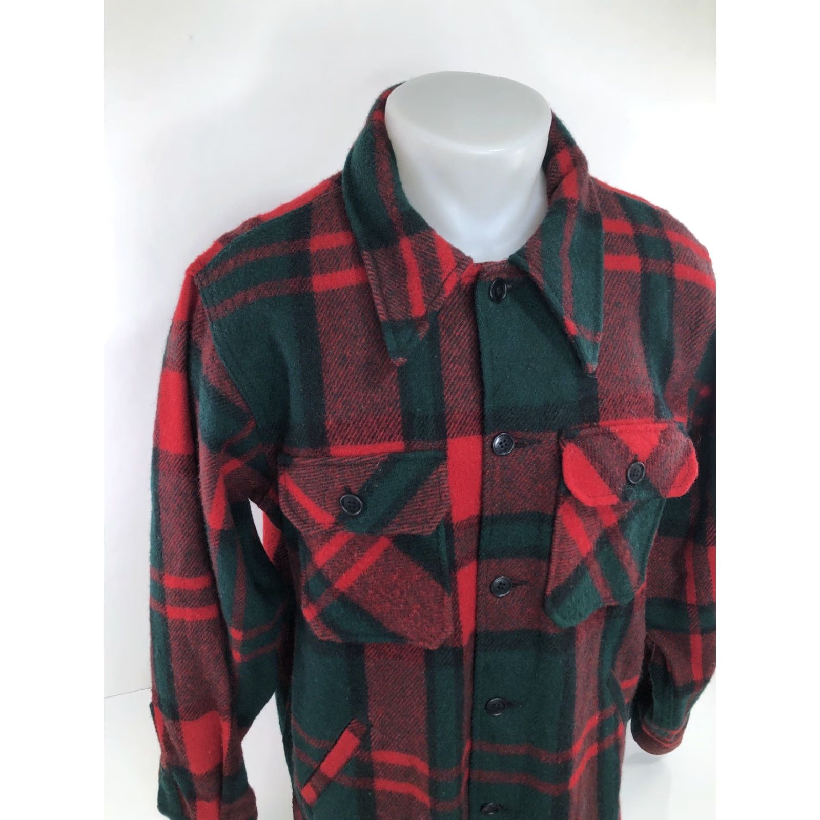 Vintage VINTAGE L.L. BEAN Ranch Field Shirt Jacket Wool Flannel MENS Size L Red / Green / Blue Capable Label Cursive Aesthetic Size US L / EU 52-54 / 3 - 2 Thumbnail