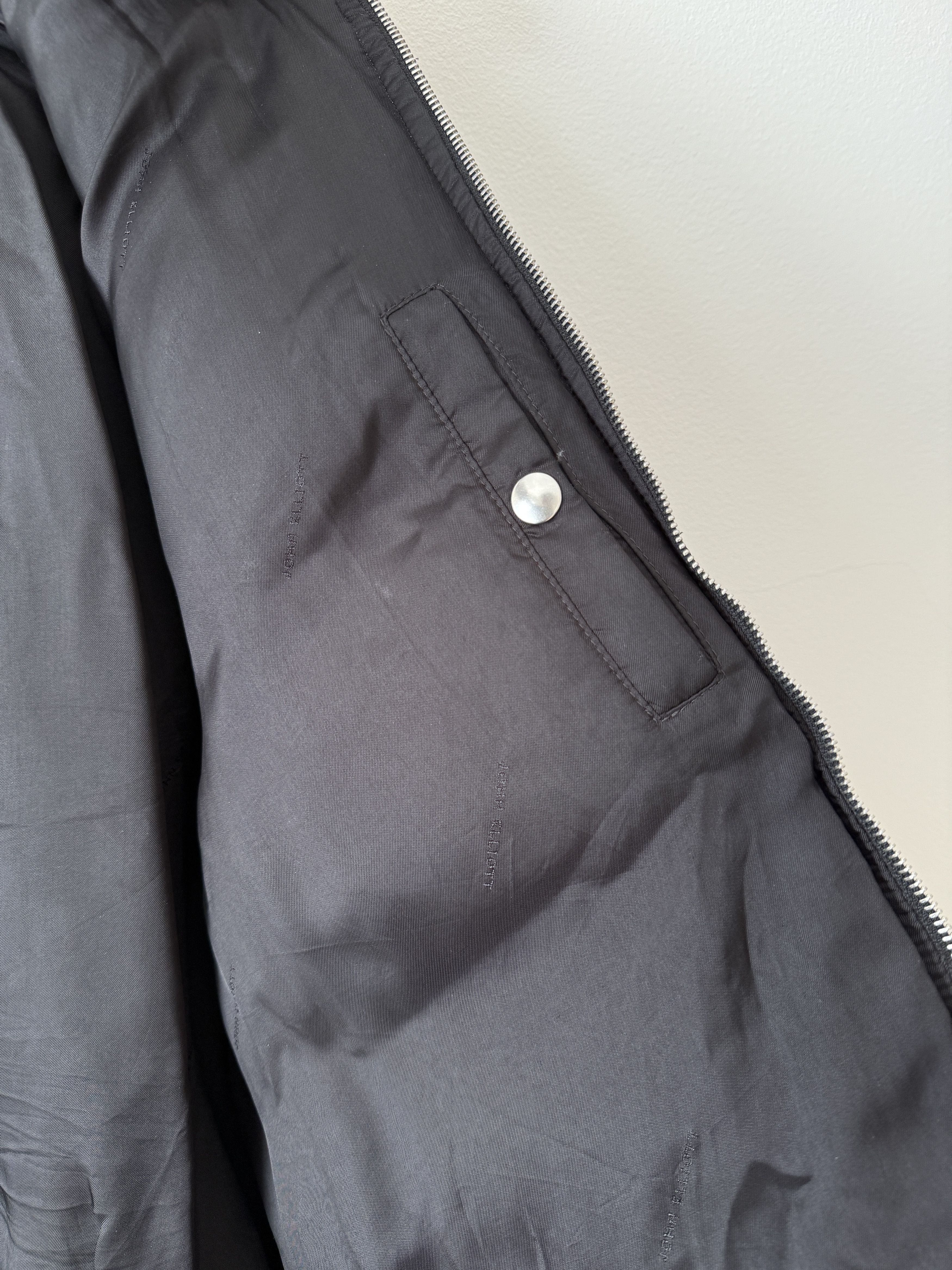 John Elliott Andes Down Bomber Size US XXL / EU 58 / 5 - 11 Thumbnail