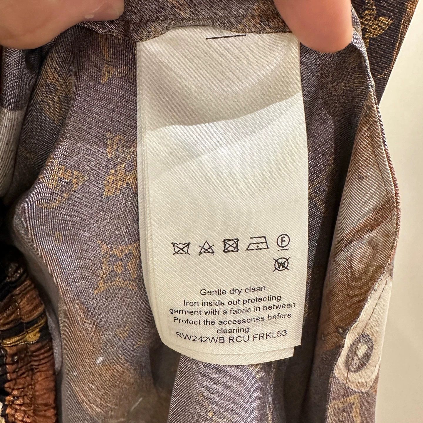 Louis Vuitton Louis Vuitton apr46 Monogram Wool-Silk Jacket XS Size XS / US 0-2 / IT 36-38 - 4 Thumbnail