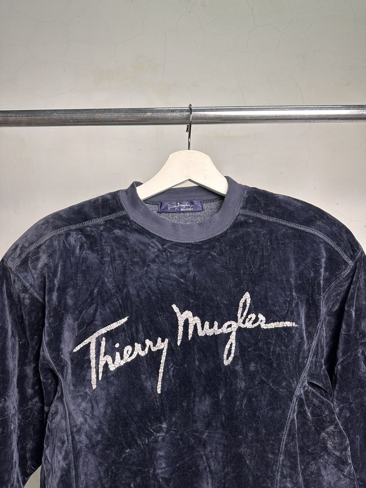 Thierry Mugler Vintage Thierry Mugler Velour Crewneck Sweatshirt Size M / US 6-8 / IT 42-44 - 2 Thumbnail