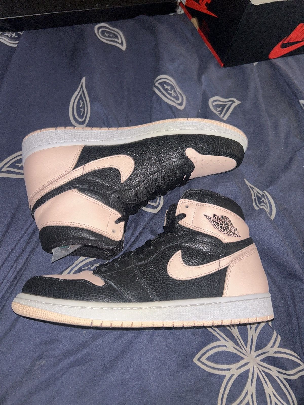 Jordan Brand Jordan 1 crimson tint high OG Size US 10.5 / EU 43-44 - 6 Thumbnail
