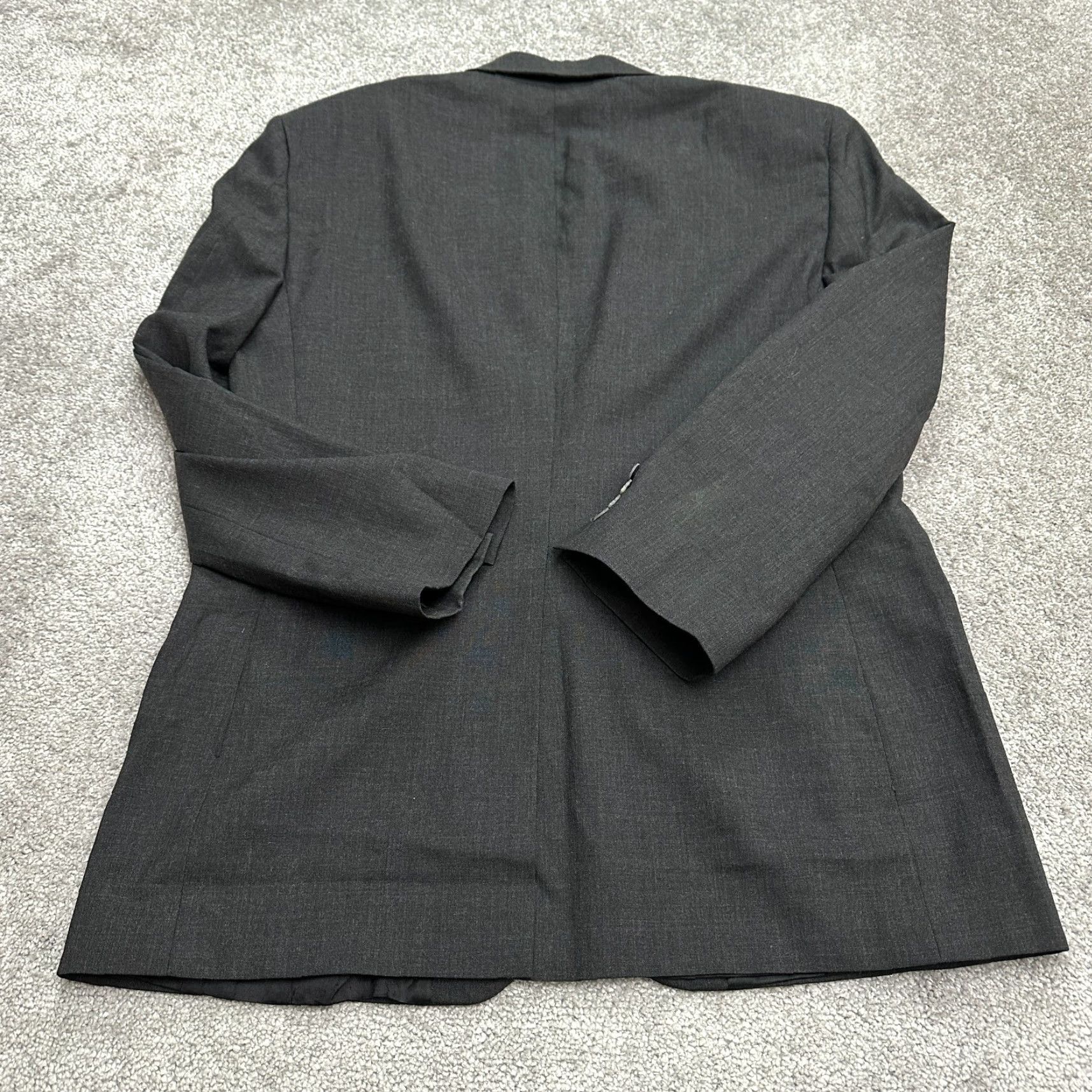 Bill Blass Bill Blass 100% Wool Blazer Jacket Men 40R Dark Gray Ventless Business Formal Solid 40 Regular Mens Size 40R - 2 Thumbnail