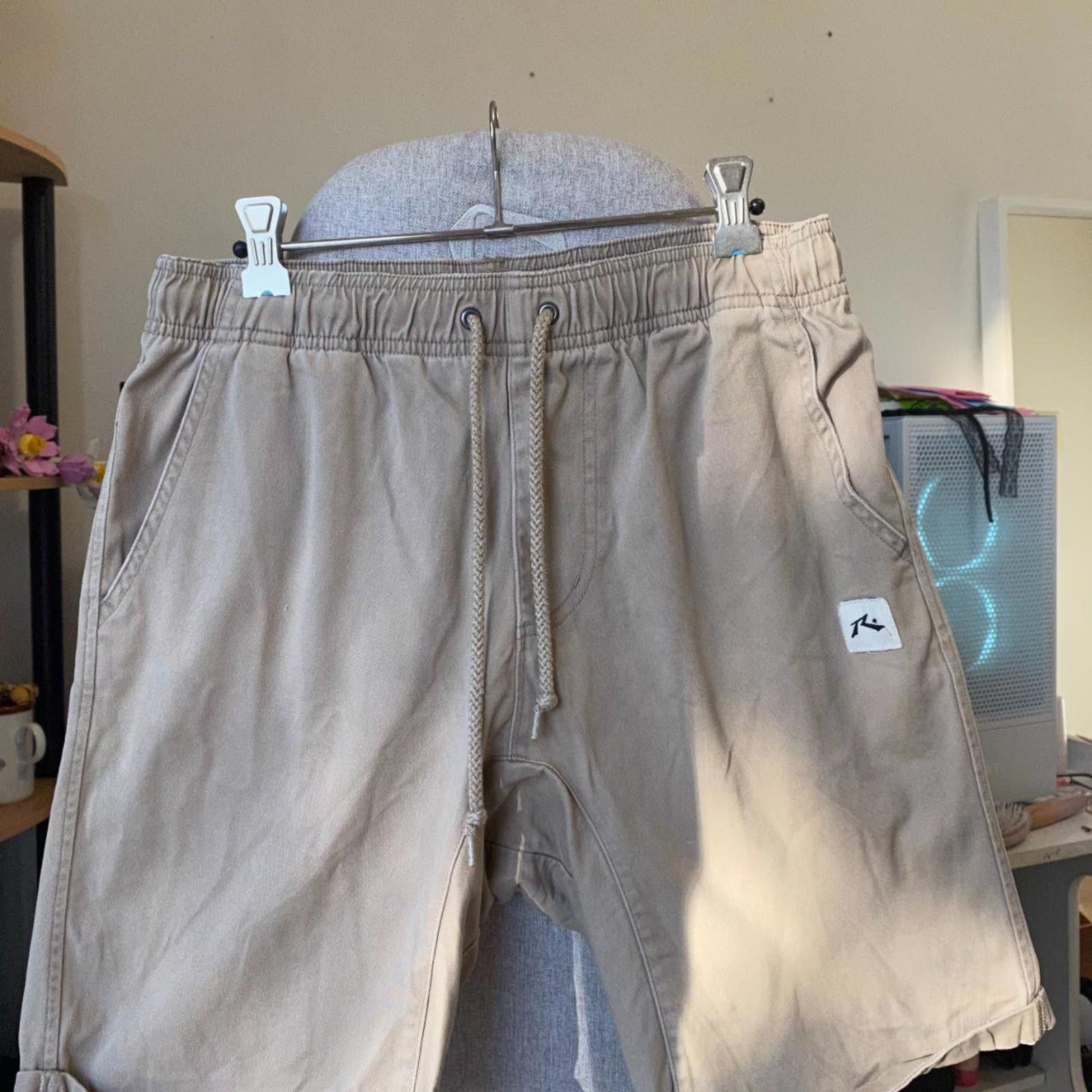 Rusty - Beige Rusty Shorts, Embroidered Logo Size US 36 / EU 52 - 1 Thumbnail