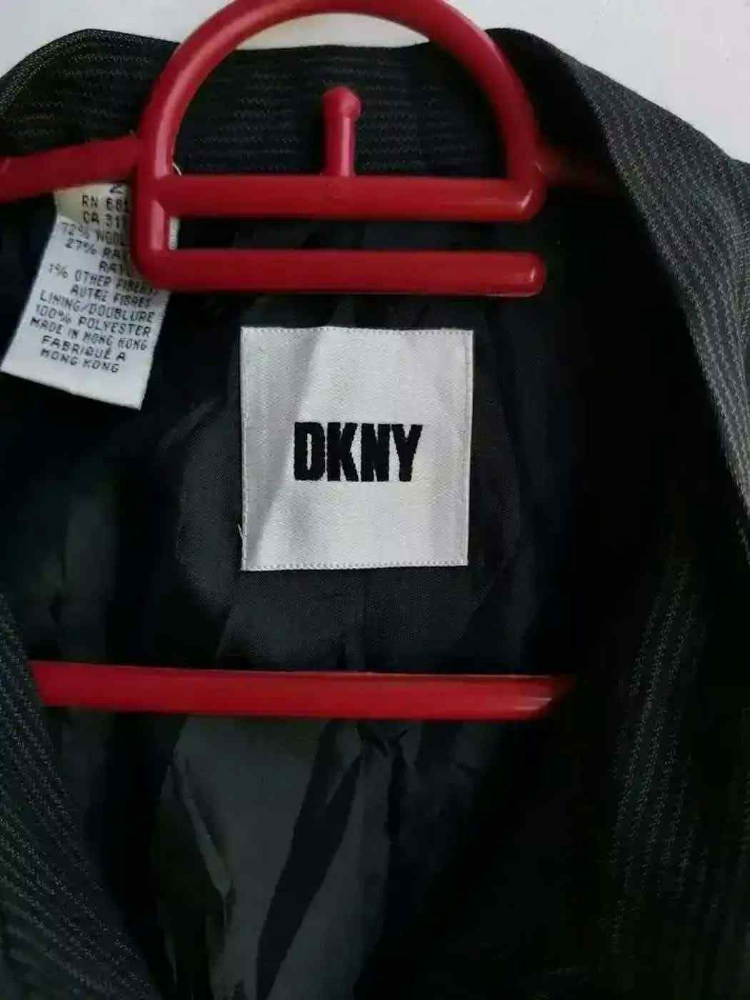 DKNY Vintage DKNY Blazer Size US S / EU 44-46 / 1 - 3 Thumbnail
