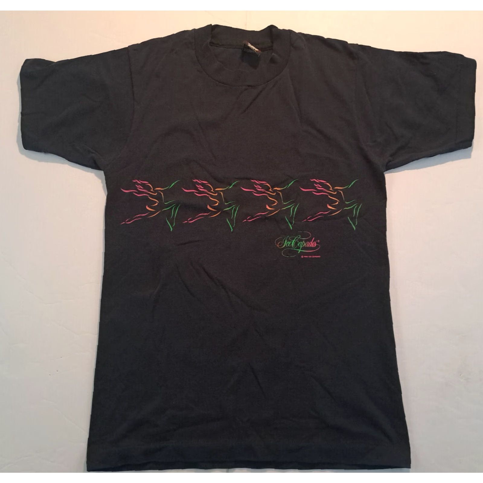 Vintage Screen Stars Ice Capades T-Shirt Woman M Black Crew Neck Short Sleeve 100% Cotton Canvas Basic Vintage? (No) 1990s Theme Ice Skating Size M / US 6-8 / IT 42-44 - 2 Thumbnail