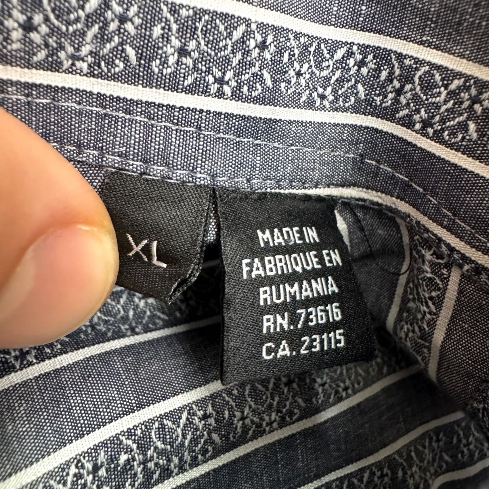 Hugo Boss HUGO BOSS Mens XL Gray Striped Long Sleeve Cotton Button Down Shirt Casual Work Size US XL / EU 56 / 4 - 7 Thumbnail