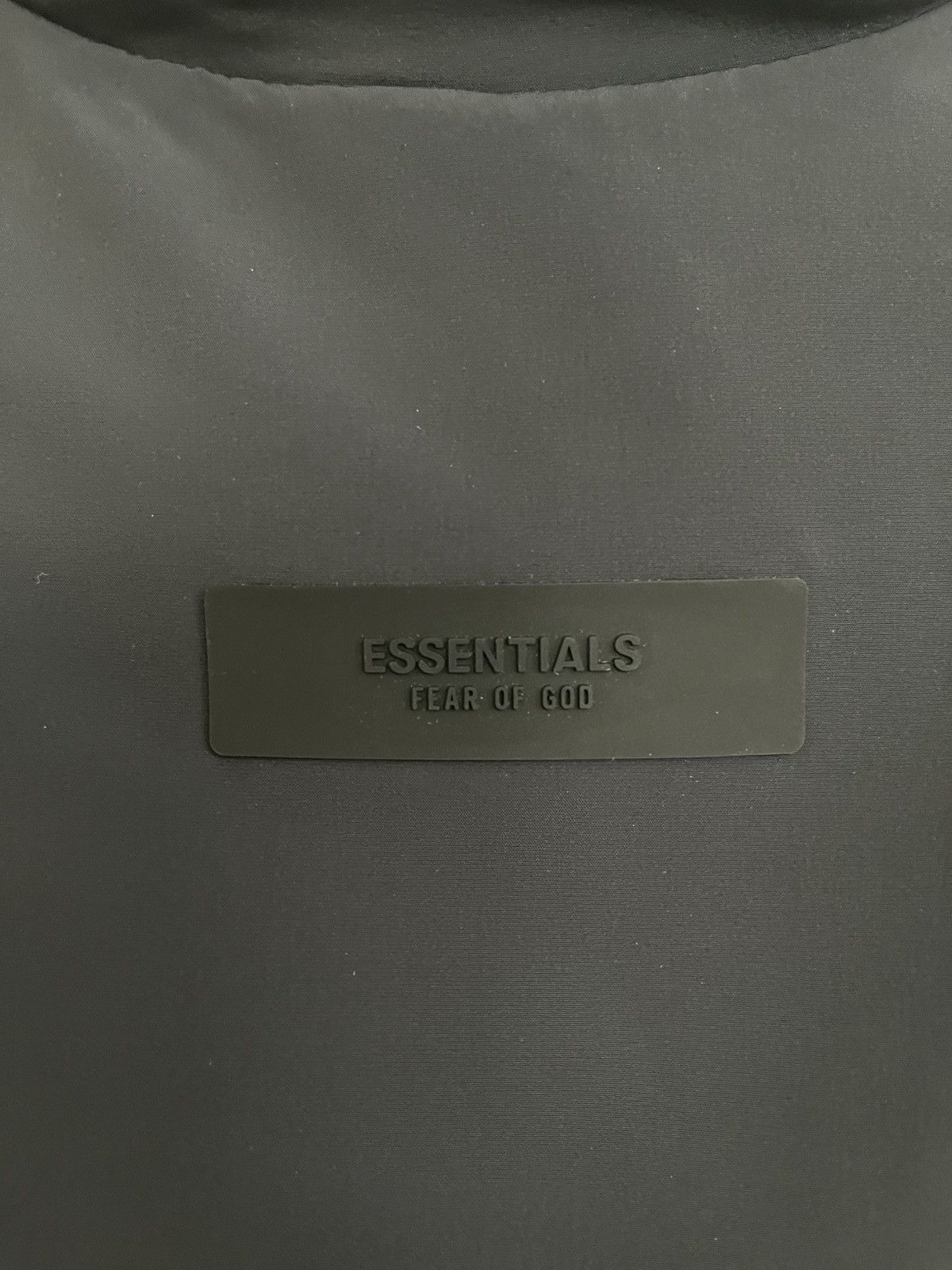 Fear of God Fear of God Essentials Black Pullover Nylon Hoodie L NWT Size US L / EU 52-54 / 3 - 9 Thumbnail