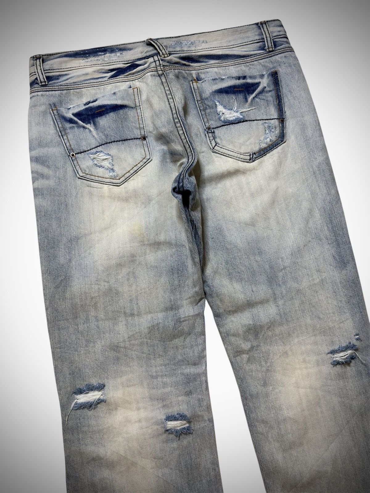 Japanese Brand 2000’s Unknown - Washed Destroyed Jeans Lgb Style Size US 29 - 7 Thumbnail