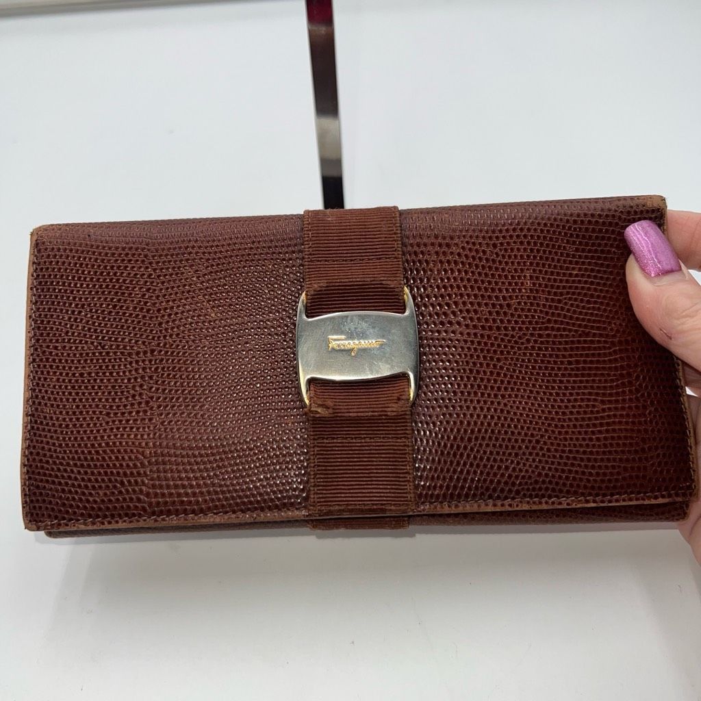 Salvatore Ferragamo Salvatore Ferragamo Vera Ribbon Wallet Brown and Gold Size ONE SIZE - 2 Thumbnail