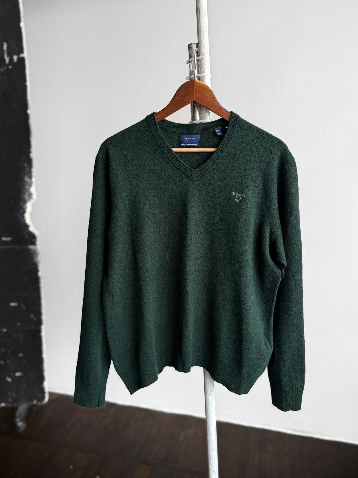 Gant Gant Mens Dark Green Extra Fine Lambswool V-Neck Sweater Size US L / EU 52-54 / 3 - 4 Thumbnail