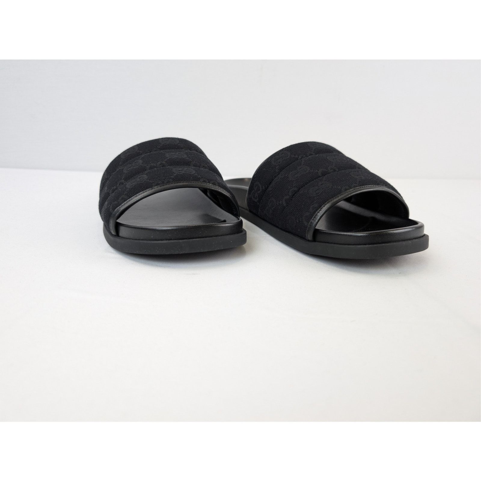 Gucci o1rshd1 Q:2 / Men's Padded mules with GG pattern Slippers Size US 10.5 / EU 43-44 - 5 Thumbnail