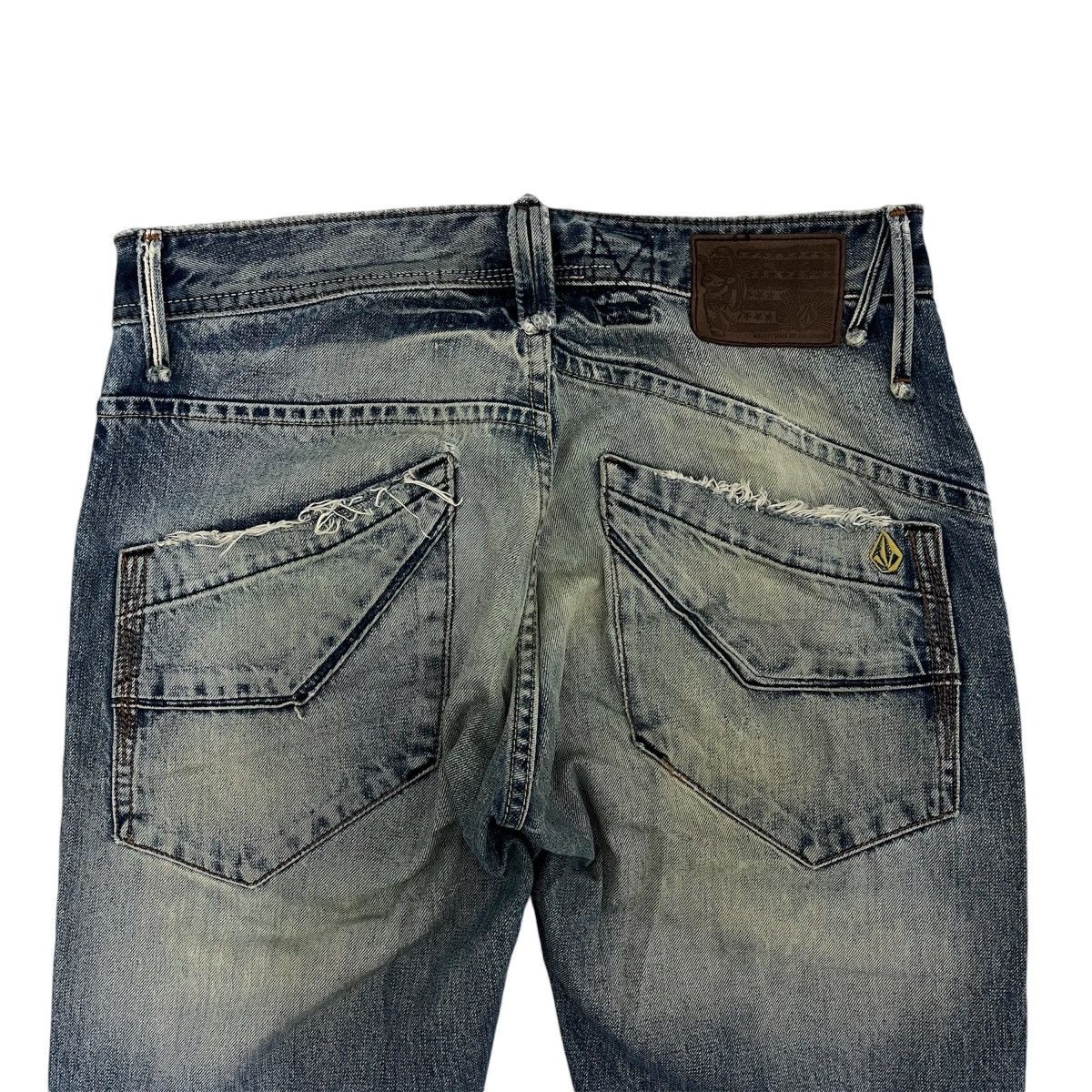 Volcom Selvedge Jeans Volcom Contra Jean White Oak Cone Denim Size US 30 / EU 46 - 14 Thumbnail