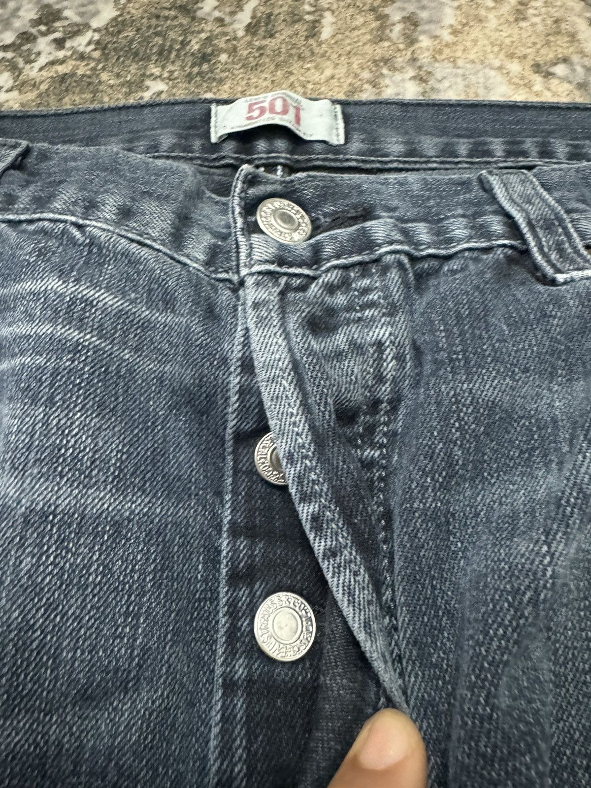 Levi's × Levi's Vintage Clothing × Vintage Vintage Levi’s 501 Distressed Blue Denim Jeans 34x35 Size US 34 / EU 50 - 5 Thumbnail