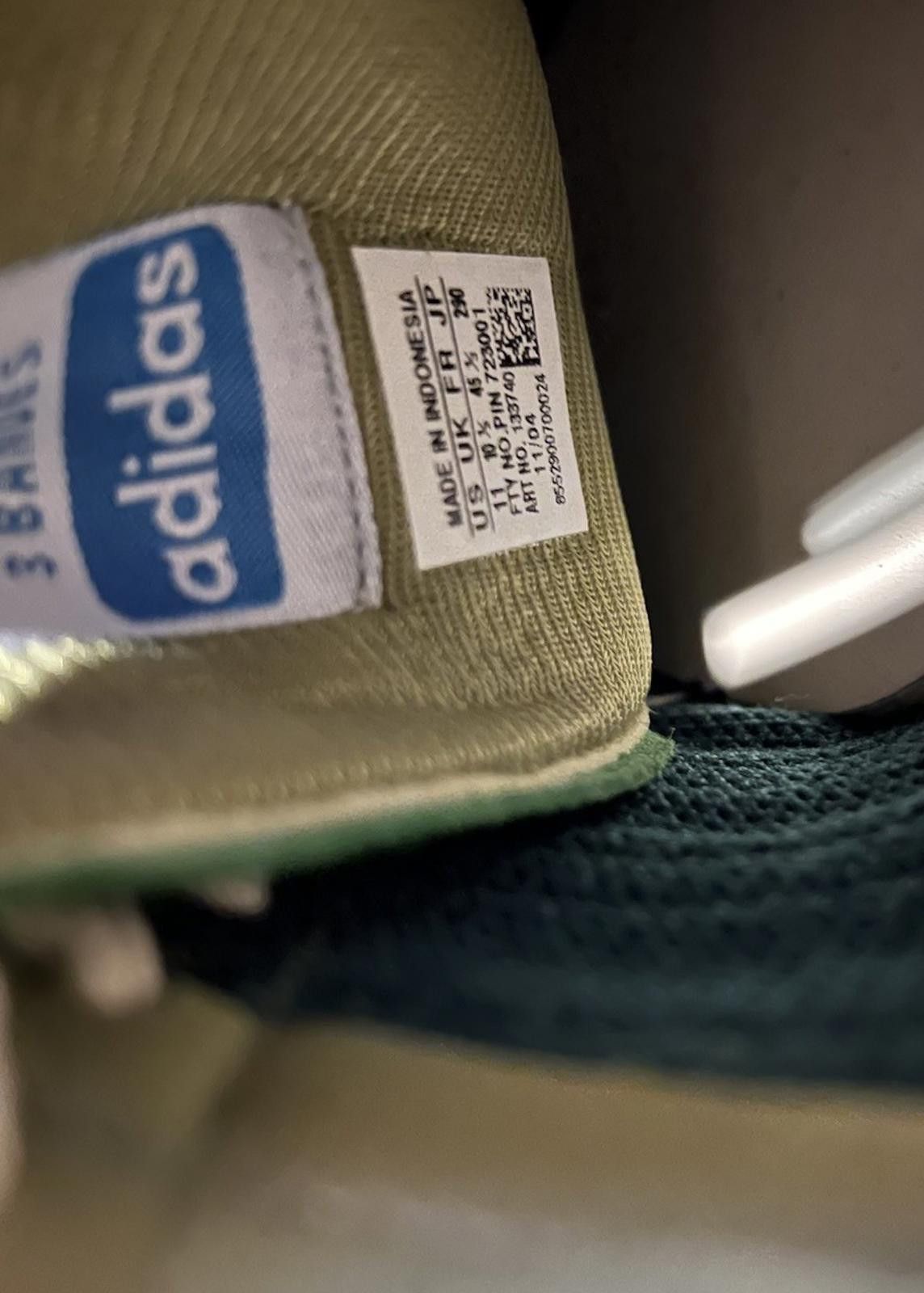 Adidas 2005 ADIDAS SUPERSTAR CONSORTIUM FOOTPATROL 133740 US11 Size US 11 / EU 44 - 4 Thumbnail