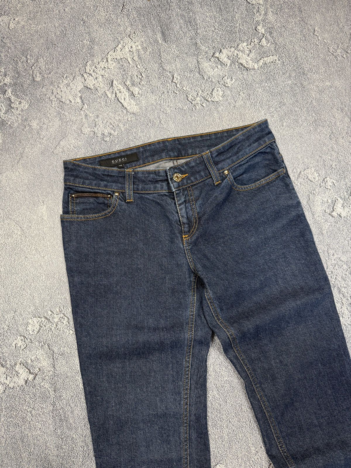 Gucci Gucci Made in Italy Vintage jeans Size 27" / US 4 / IT 40 - 4 Thumbnail