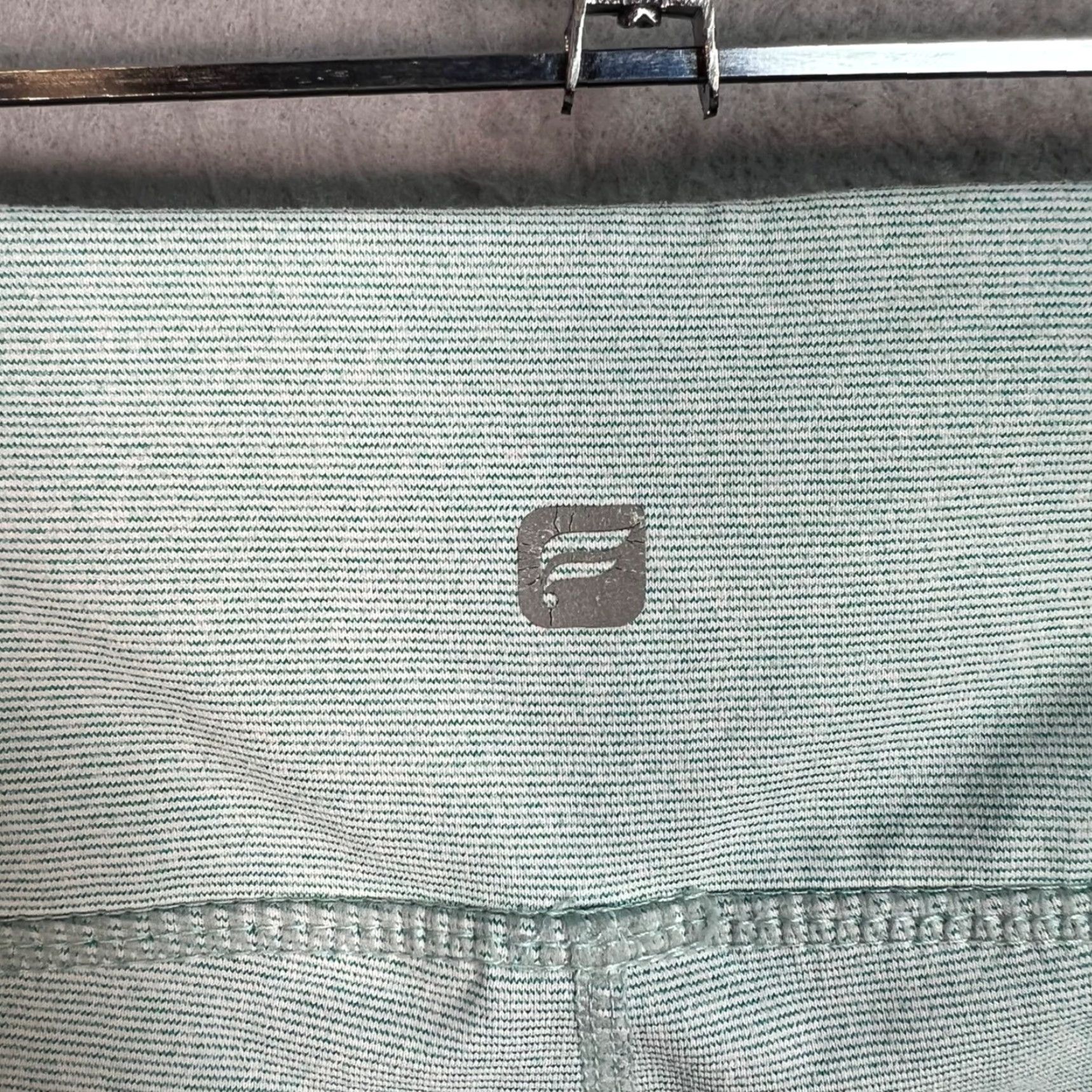 Fabletics VINTAGE Fabletics Leggings High-Waisted Size XS Mint Green Athletic Gym Yoga Womens Size 26" / US 2 / IT 38 - 3 Thumbnail