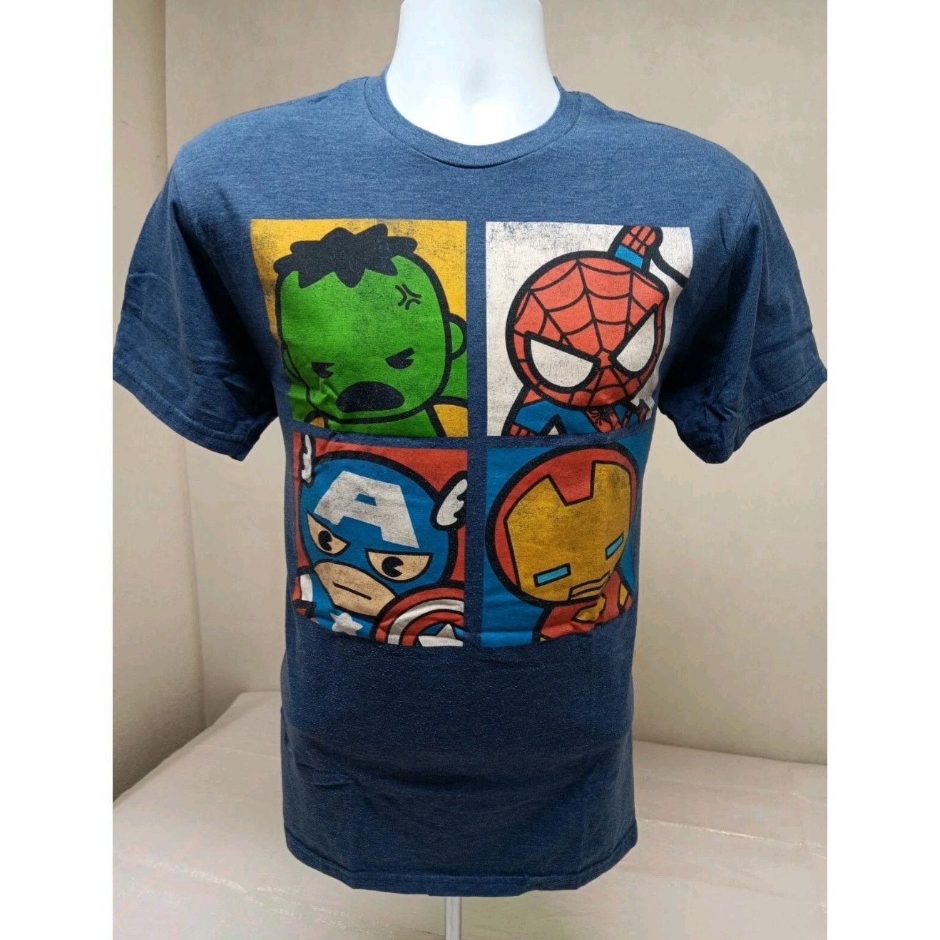 Marvel Comics Marvel Super Heroes Chibi Navy Blue Men's Medium Shirt Size US M / EU 48-50 / 2 - 1 Thumbnail