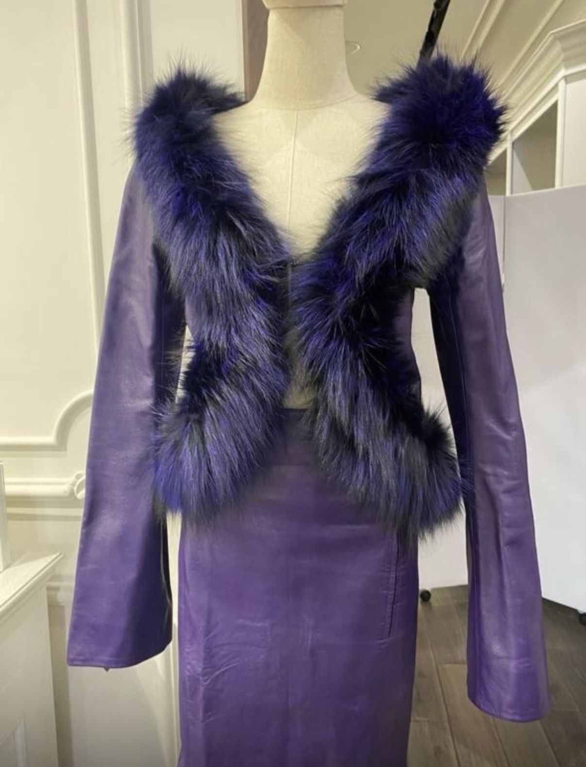 Jitrois Jitrois Fox Fur Leather Hourglass Suit Size M / US 6-8 / IT 42-44 - 1 Thumbnail