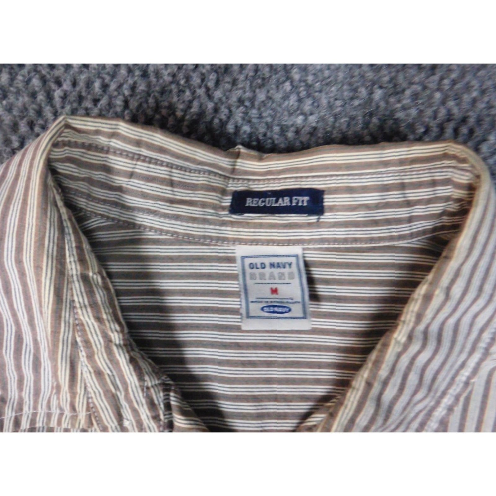 Old Navy Old Navy Shirt Mens Medium Brown Striped Button-Down Collared Long Sleeve Cotton Knit Pocketed Buttons Vintage? No (but no). Size US M / EU 48-50 / 2 - 6 Thumbnail