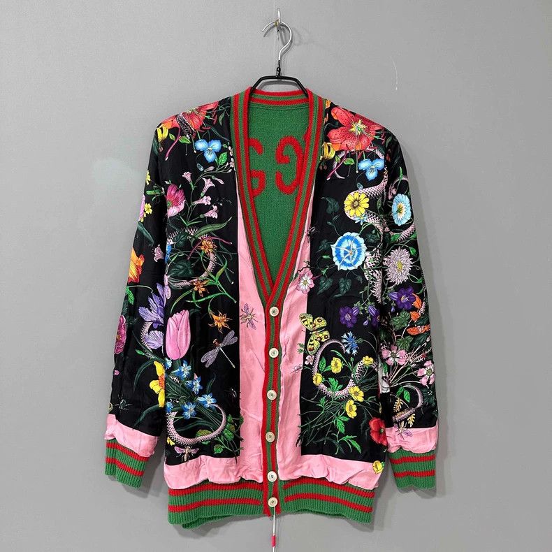 Gucci Gucci Large logo full print inner silk cardigan jacket 2502 Size US S / EU 44-46 / 1 - 4 Thumbnail