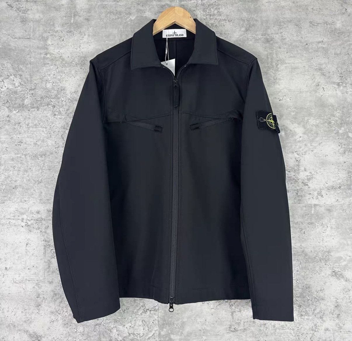 Stone Island Stone Island Light Soft Shell-R Jacket J42 Size US S / EU 44-46 / 1 - 1 Thumbnail