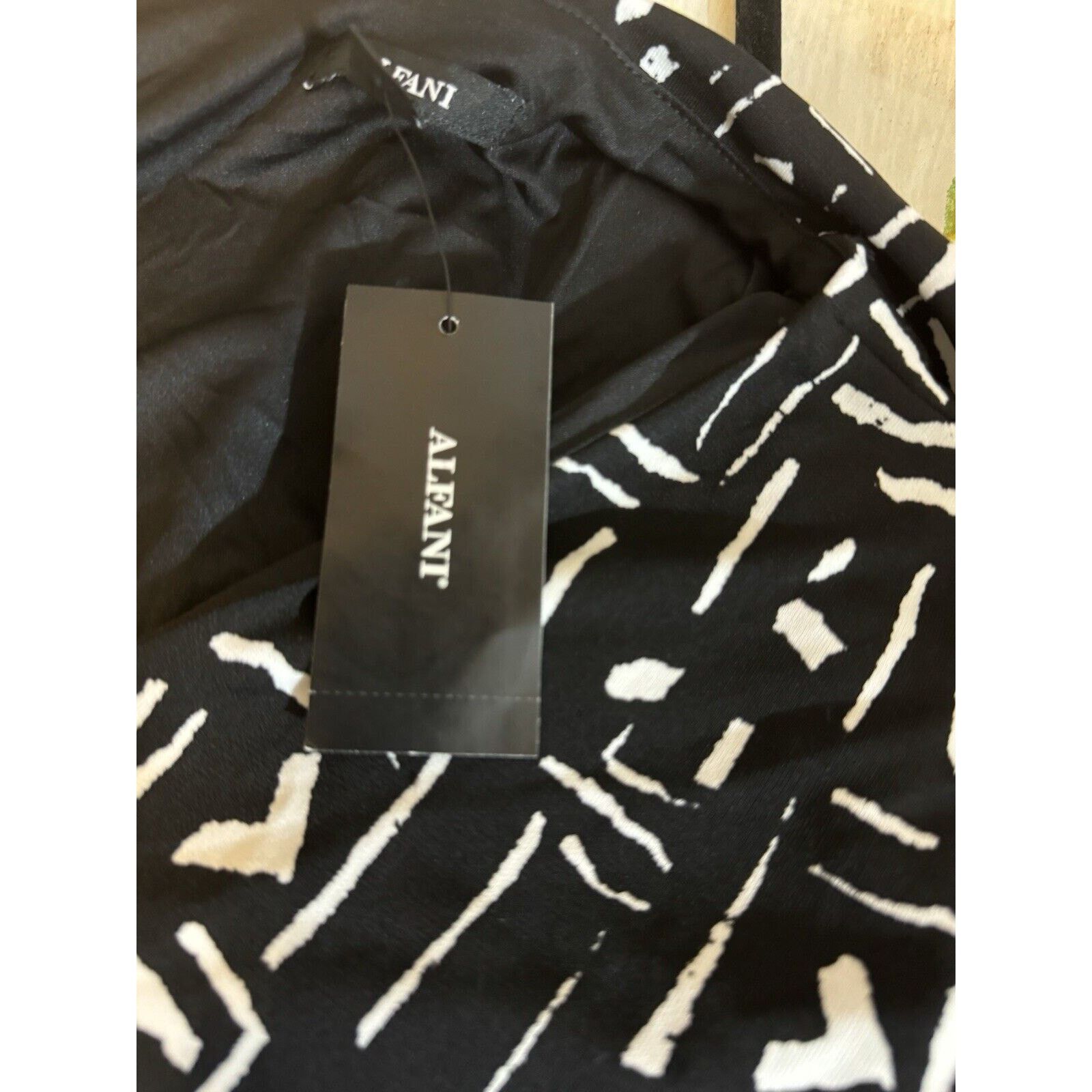 Alfani Alfani Women's Dolman Sleeves Blouse Black & White Size M Size M / US 6-8 / IT 42-44 - 8 Thumbnail