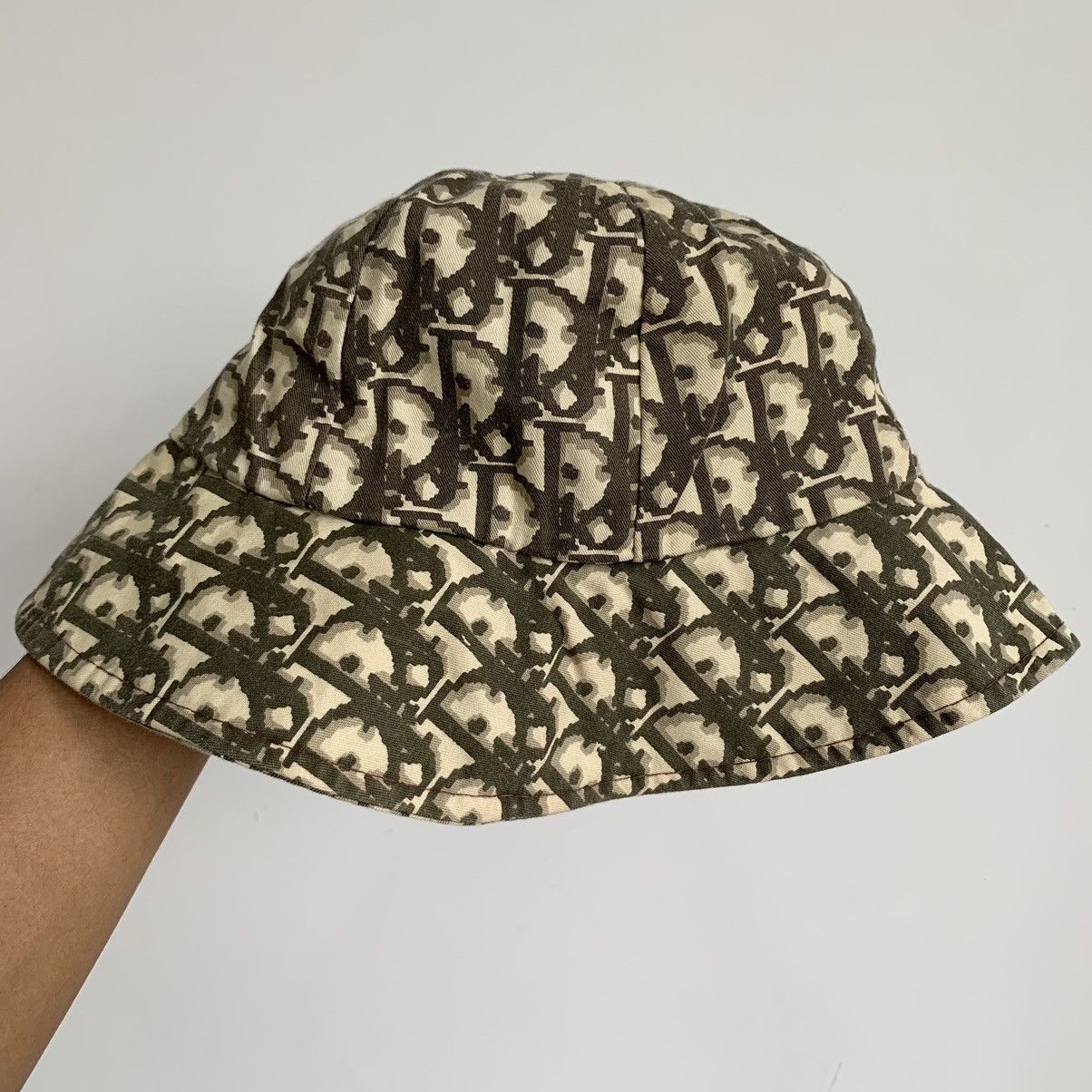 Dior D-Bobby Toile De Jouy Scotland Bucket Hat With Narrow