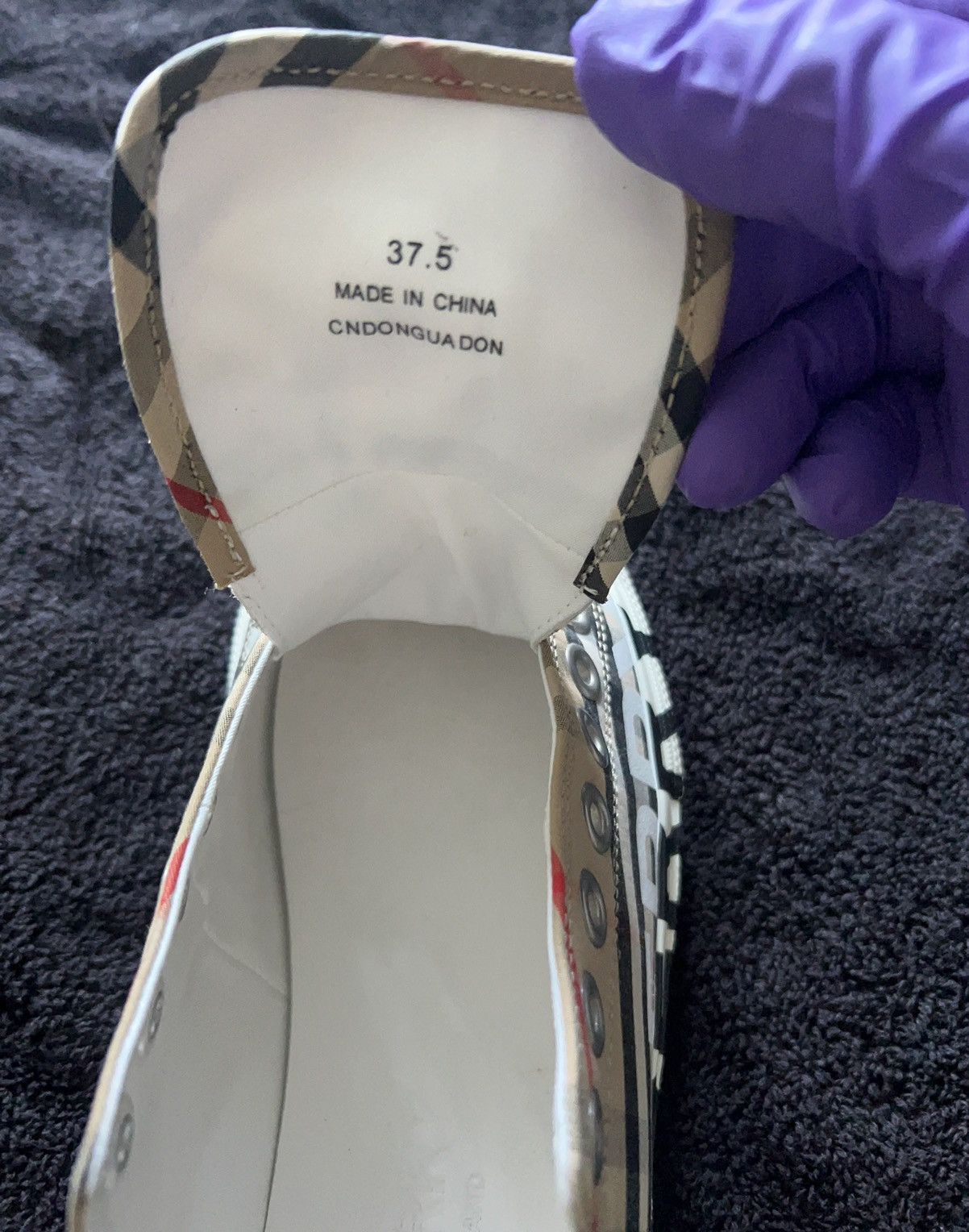 Burberry Burberry Logo Check Pattern Canvas Sneakers. Women’s Size US 7.5 / IT 37.5 - 4 Thumbnail