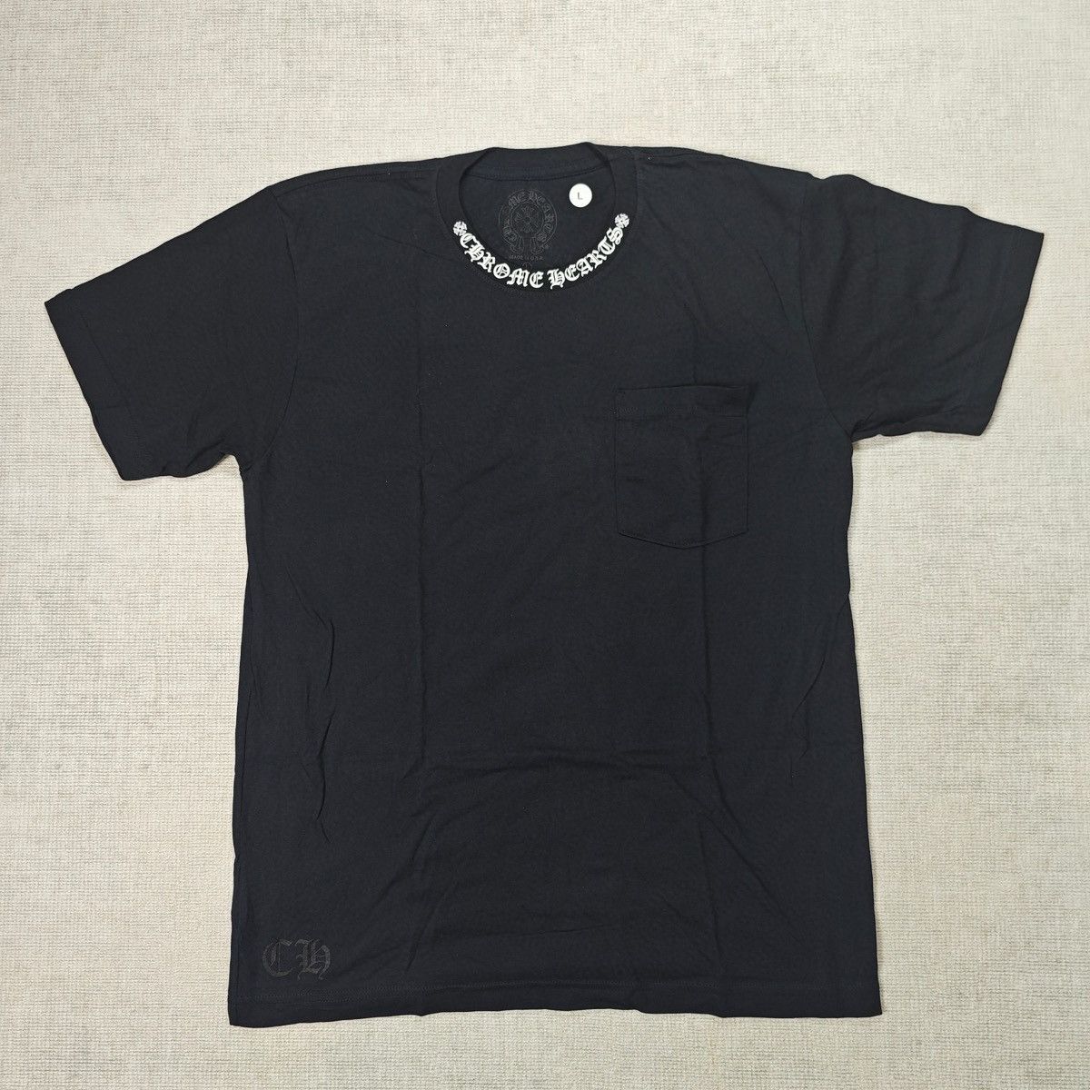 Chrome Hearts Chrome Hearts White Print Black Neck Logo Tee Size US XL / EU 56 / 4 - 1 Thumbnail