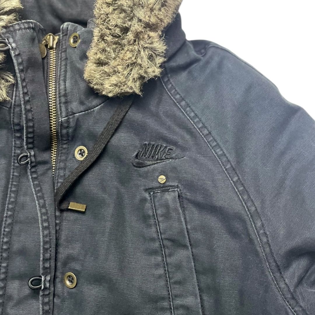 Nike Vintage Nike Winter Hoodie Jacket with Faux Fur Hood Size US L / EU 52-54 / 3 - 3 Thumbnail