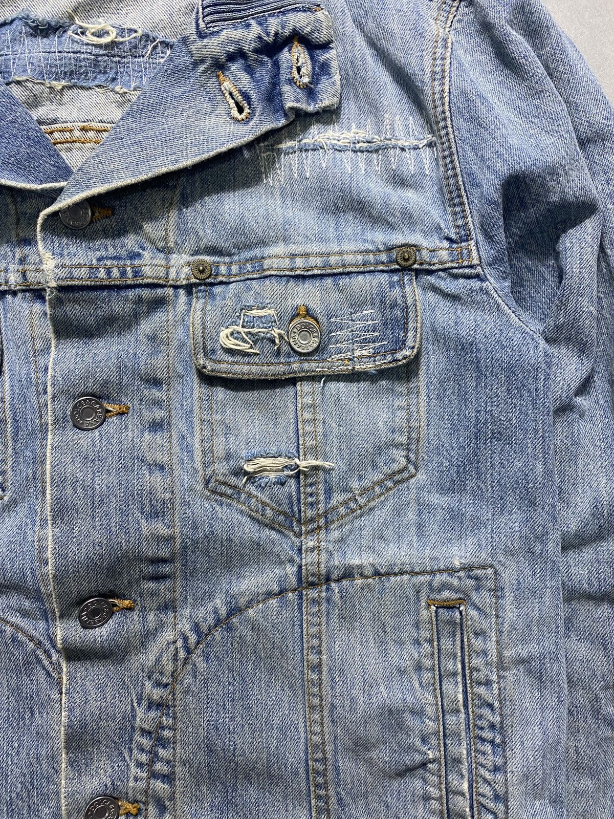 Dolce & Gabbana Dolce & Gabbana - Distressed Denim Jacket Size US M / EU 48-50 / 2 - 3 Thumbnail