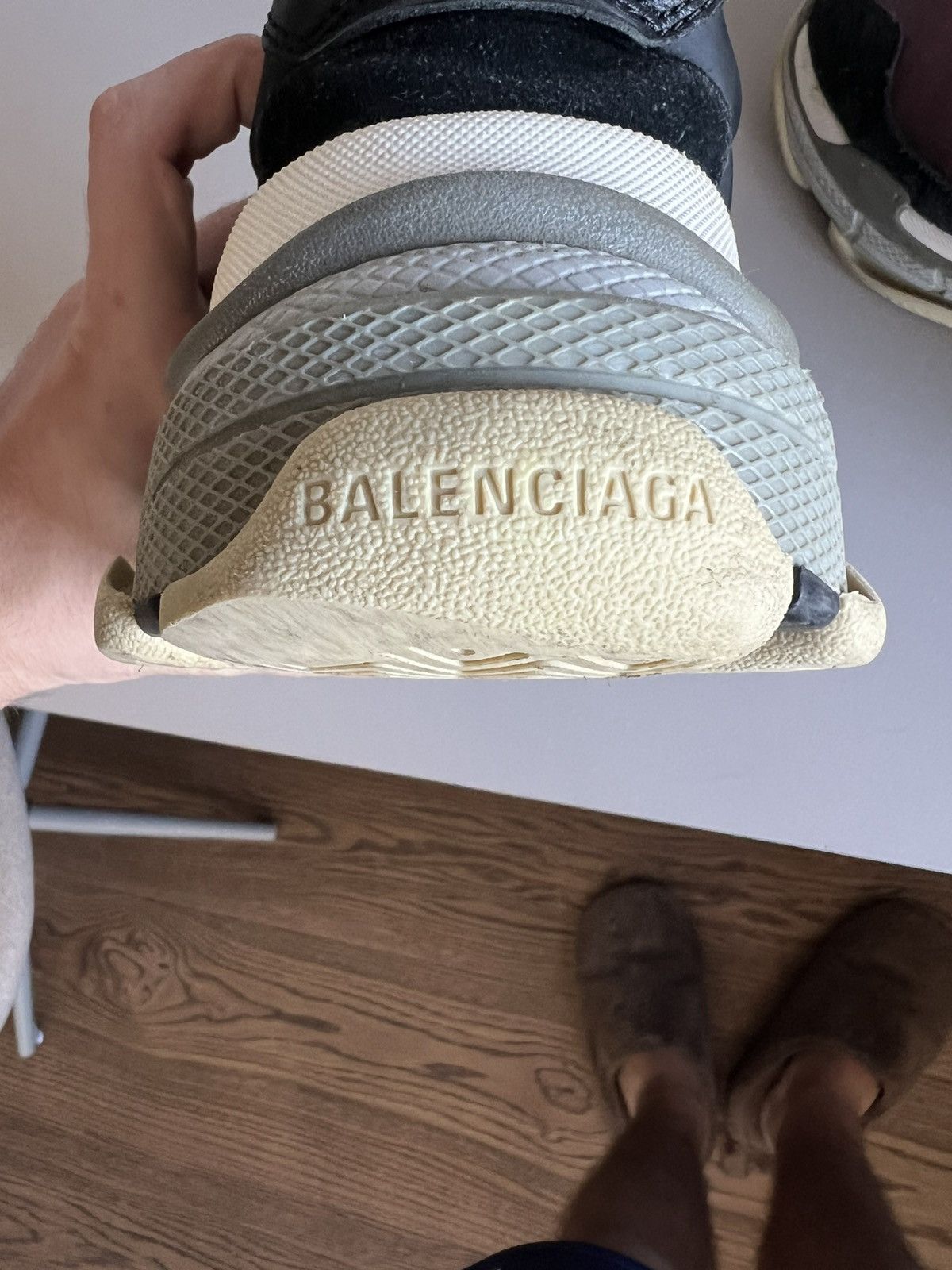 Balenciaga Balenciaga Triple S Sneaker Size US 9 / EU 42 - 7 Thumbnail
