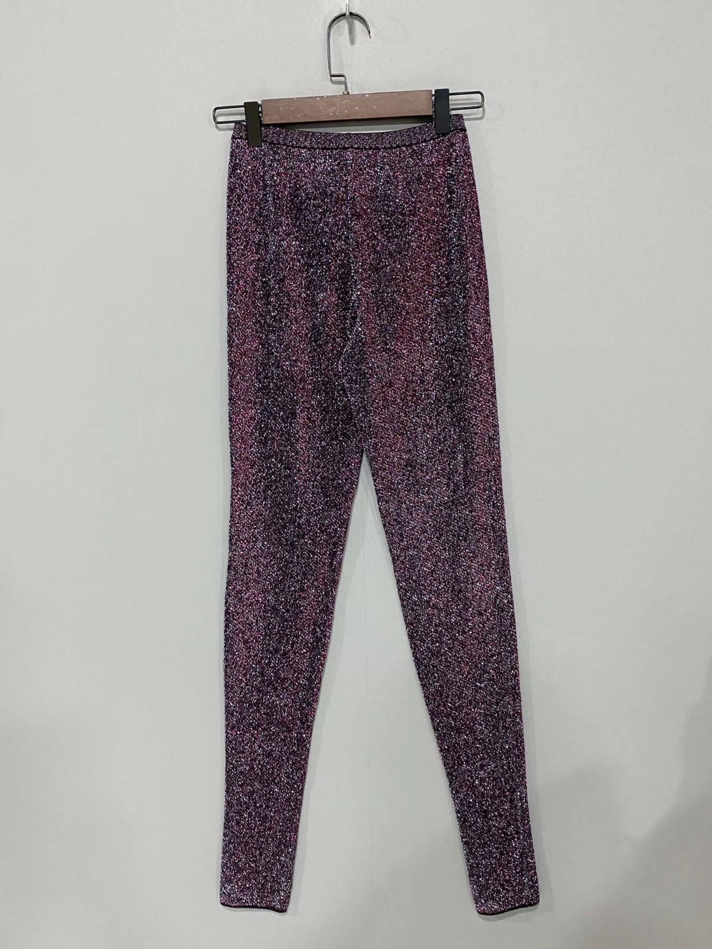 Chanel Chanel sequined leggings new with tags 34 Size 25" / US 0 / IT 36 - 2 Thumbnail