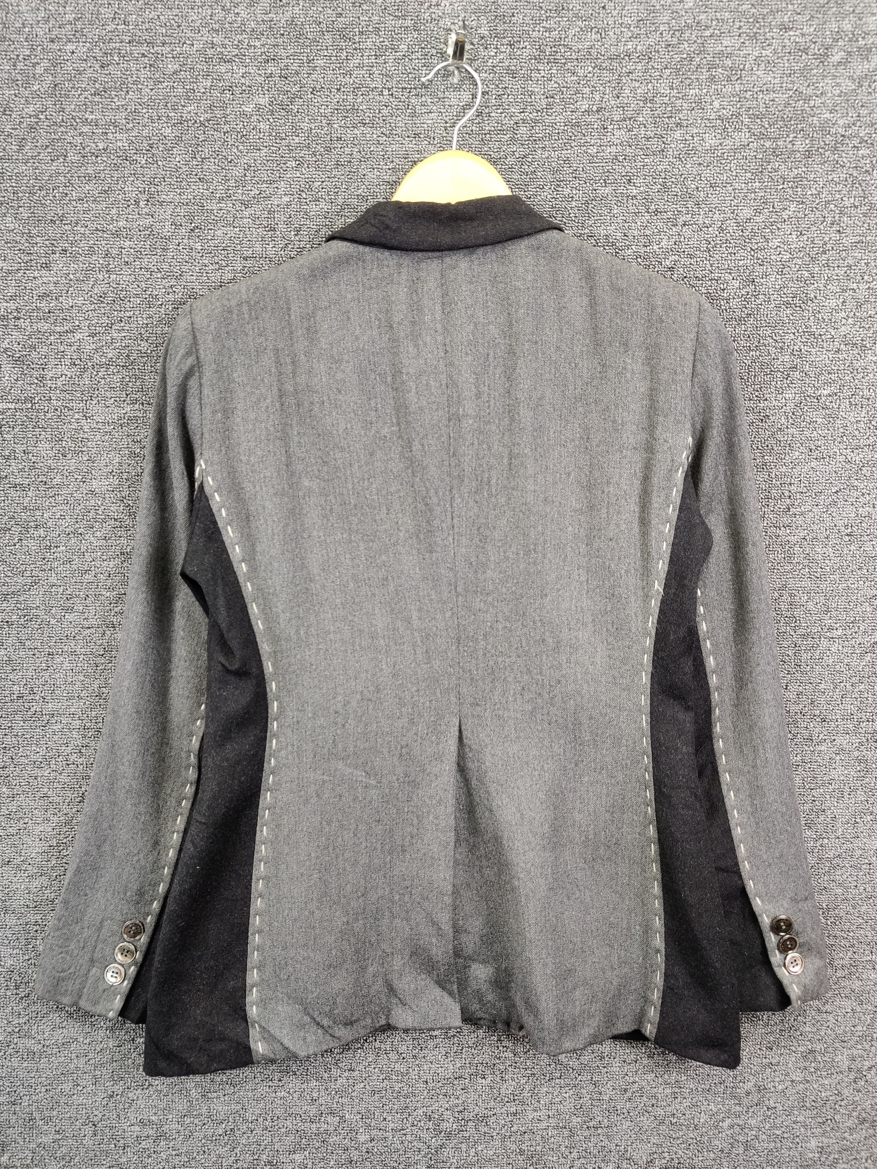 Moschino Vintage Moschino Cheap & Chic Wool Blazer Size US S / EU 44-46 / 1 - 6 Thumbnail