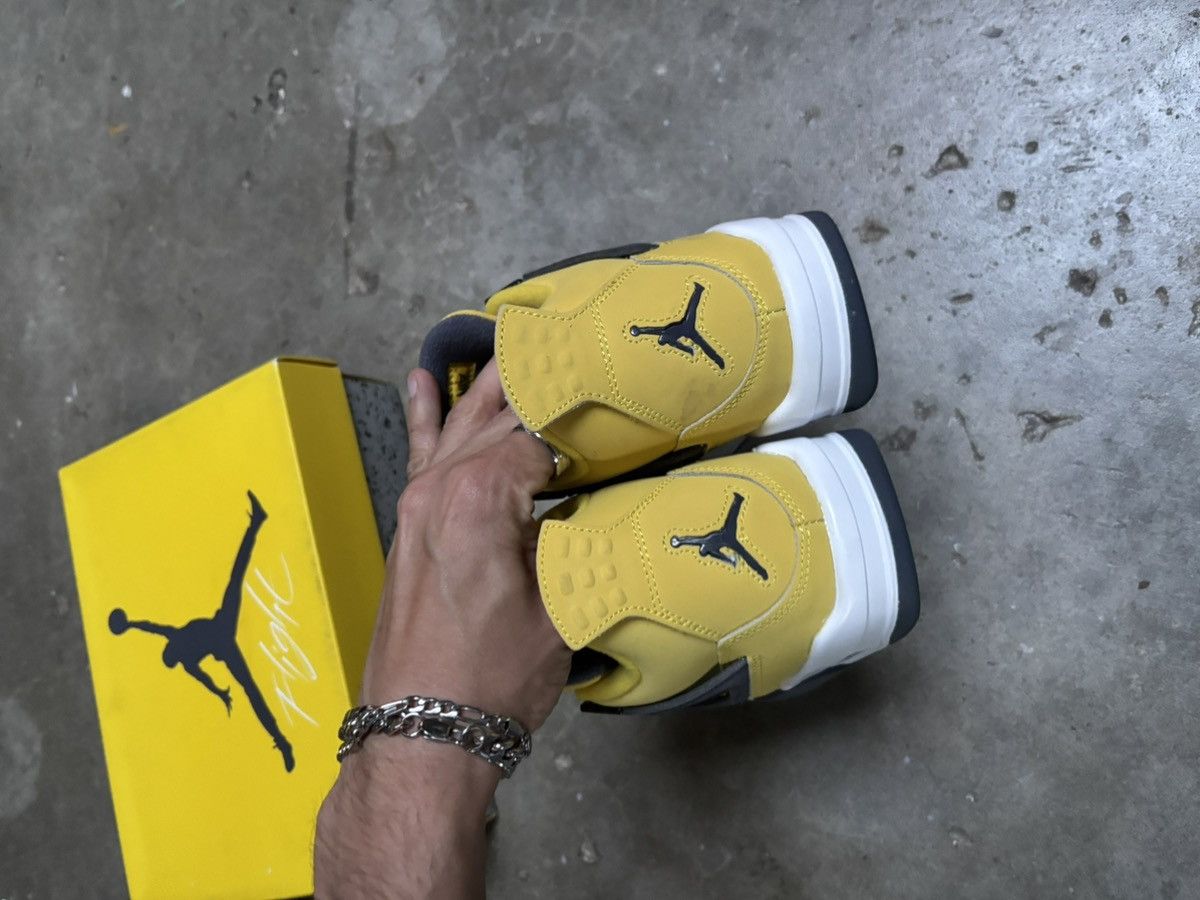 Jordan Brand Air Jordan 4 lightning 5Y Size US 5 / EU 37 - 4 Thumbnail