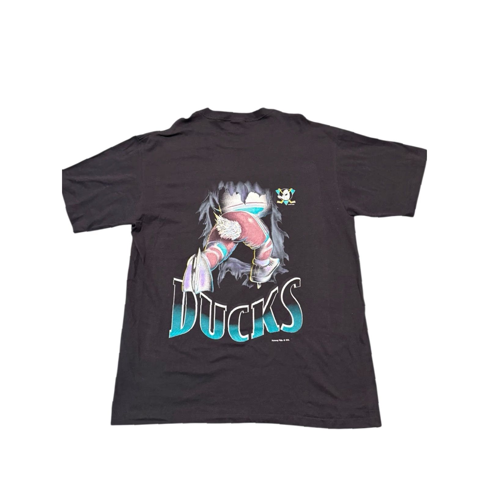Nutmeg VINTAGE Mighty Ducks T Shirt XL Nutmeg Mills NHL Hockey Double-Sided Graphic 90s Mens Black Cotton Adult XL T-Shirt Size US XL / EU 56 / 4 - 7 Thumbnail