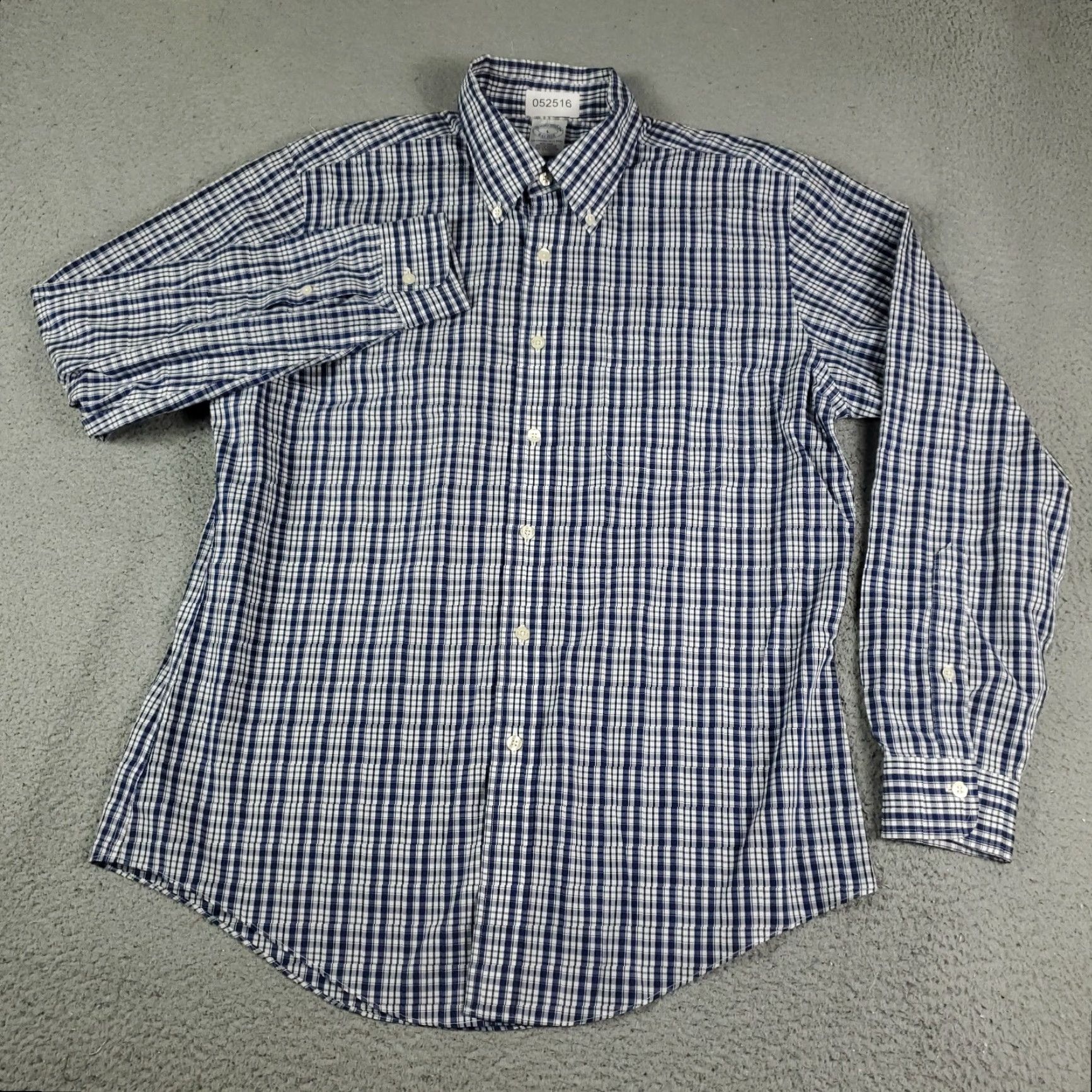 Brooks Brothers BROOKS BROTHERS Shirt Mens Large Blue Plaid Button-Up Long Sleeve Casual Dressy Subtle Modern Preppy Men’s Shirt - Regular Fit Size US L / EU 52-54 / 3 - 2 Thumbnail