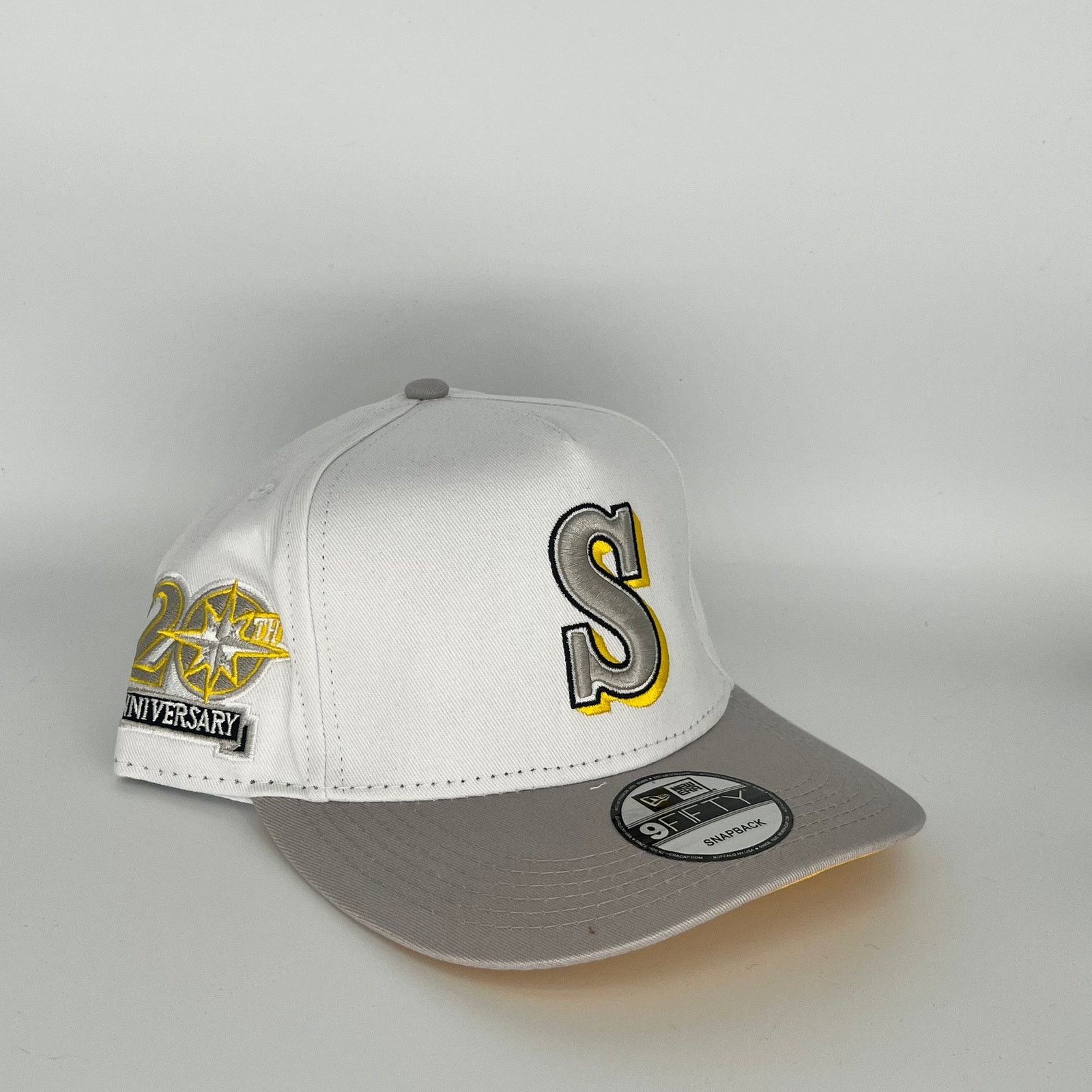 New Era White/Gray Seattle Marinas 20th Anniversary New Era MLB Size ONE SIZE - 1 Thumbnail
