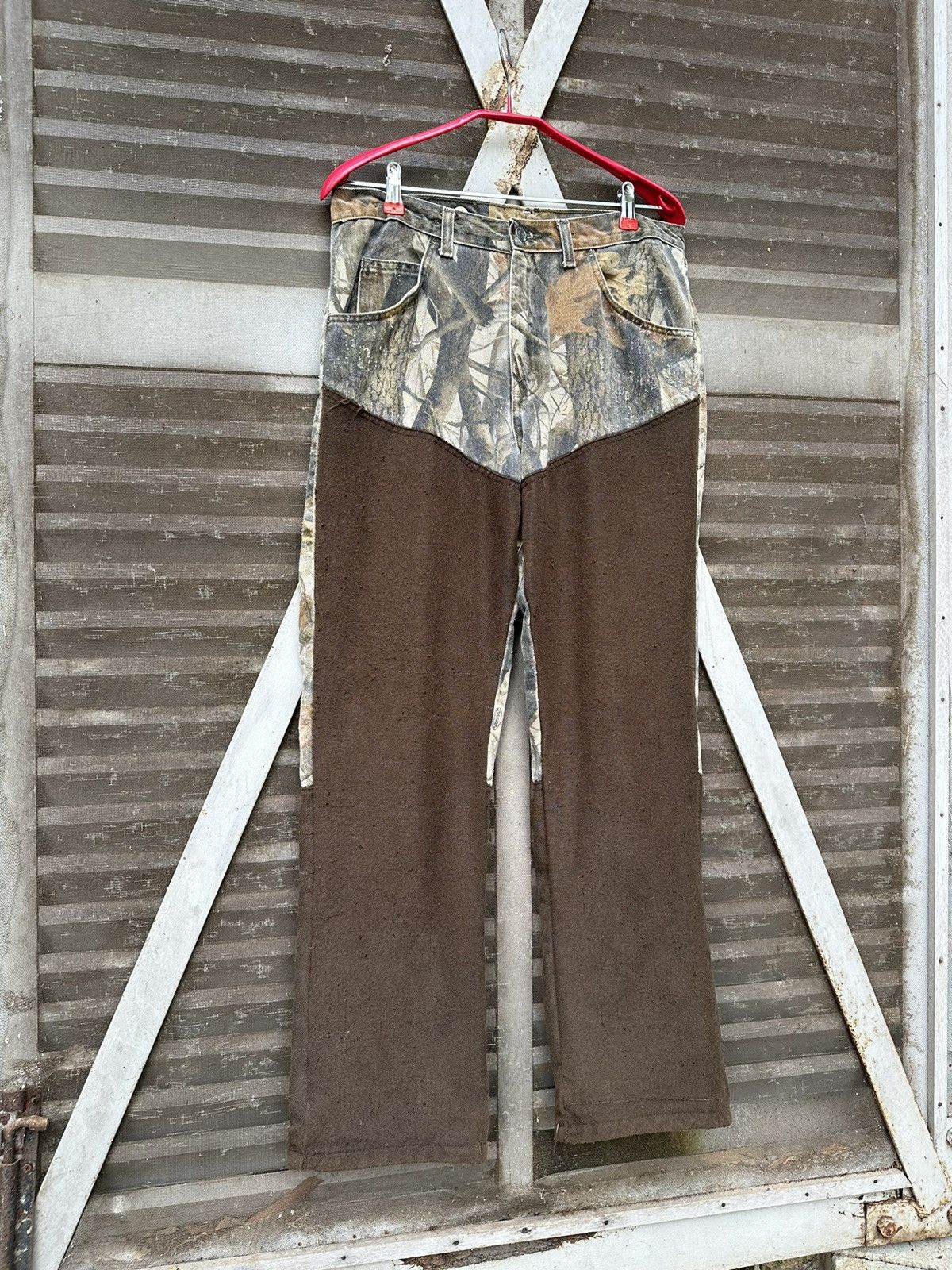 Wrangler 👹Vintage THRASHED WRANGLER PRO GEAR CAMO BAGGY JEANS Size US 31 - 9 Thumbnail