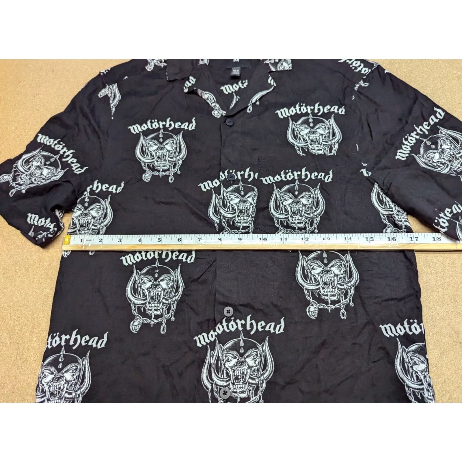 H&M H&M Motorhead Button Up Shirt Mens XS Black White AOP Short Sleeves Size US XS / EU 42 / 0 - 6 Thumbnail