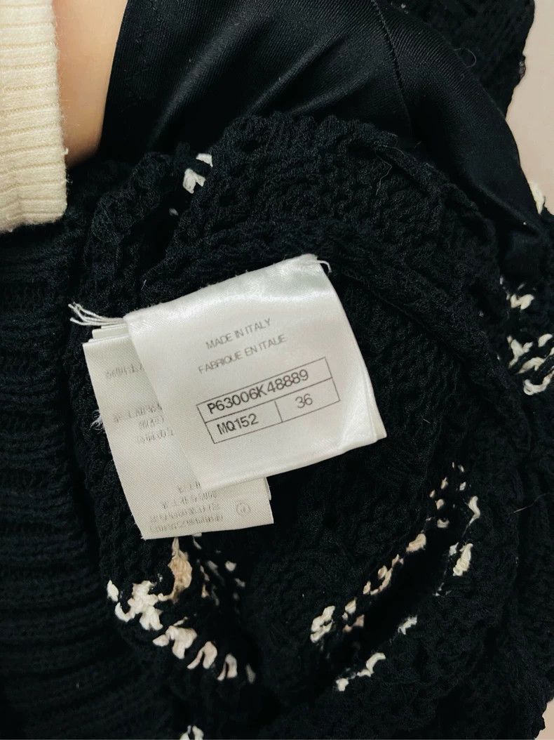 Chanel Chanel Black geometric pattern medium and long short-sleeve Size XS / US 0-2 / IT 36-38 - 3 Thumbnail