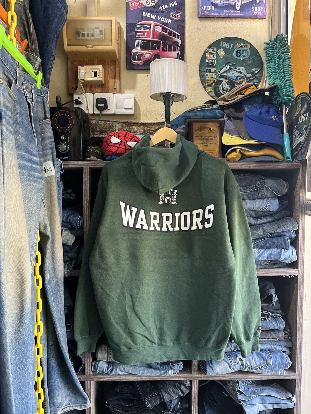 Jansport 🔥Vintage Jansport Hawaii Warriors Pullover Hoodie Size US M / EU 48-50 / 2 - 3 Thumbnail
