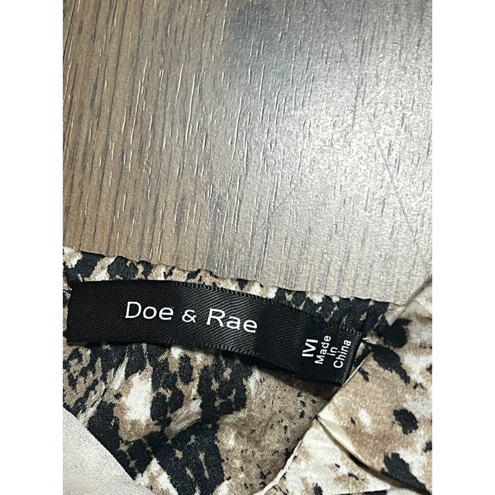 Vintage Doe & Rae Tank Top Women's Size Medium V-Neck Snakeskin Black Brown White NWT Tank Womens M Brown Black White Snakeskin Vneck NWT Size M / US 6-8 / IT 42-44 - 5 Thumbnail