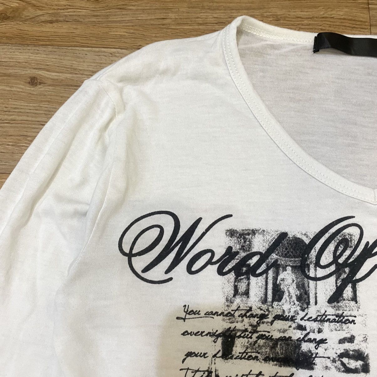 Japanese Brand 2000s Vkei Style V-Neck Poem Long Sleeve T-Shirt White Size US S / EU 44-46 / 1 - 8 Thumbnail