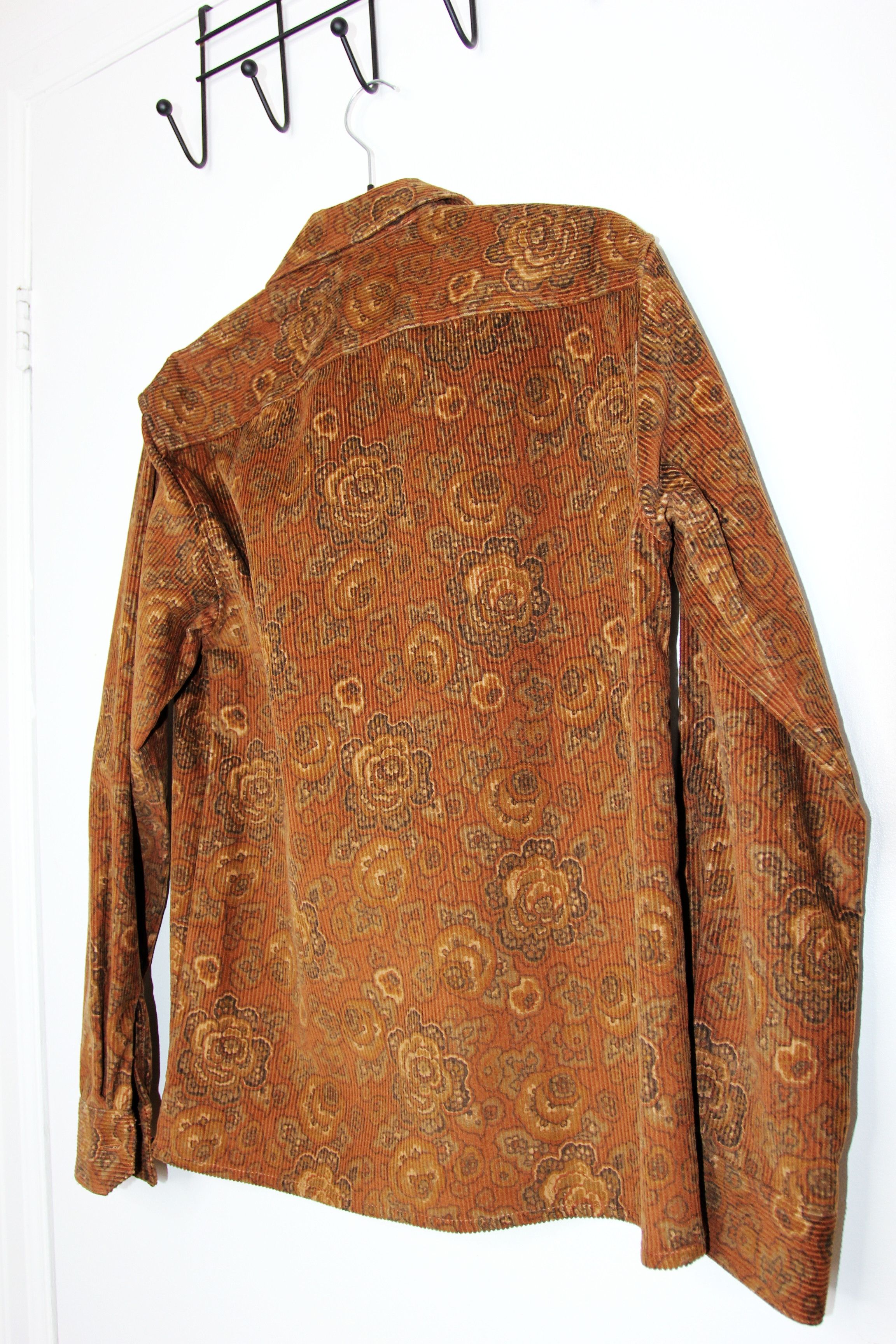 Outclass BNWT AW25 OUTCLASS BRONZE PRINTED CORDUROY CLUB SHIRT S Size US S / EU 44-46 / 1 - 7 Thumbnail