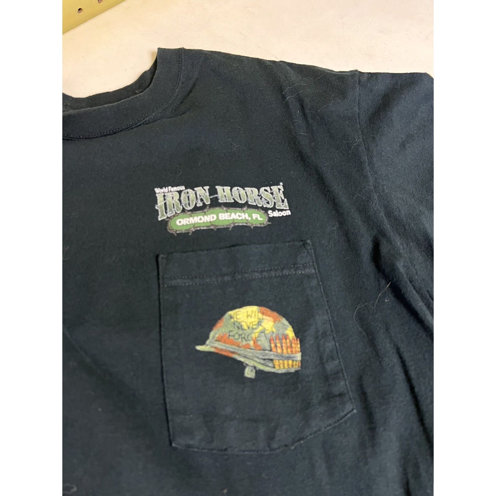 Vintage VINTAGE VTG 2004 Iron Horse Saloon Bike Week Large Veteran Black Motorcycle T-Shirt Mens L Cotton Graphic Print Back Size US L / EU 52-54 / 3 - 3 Thumbnail