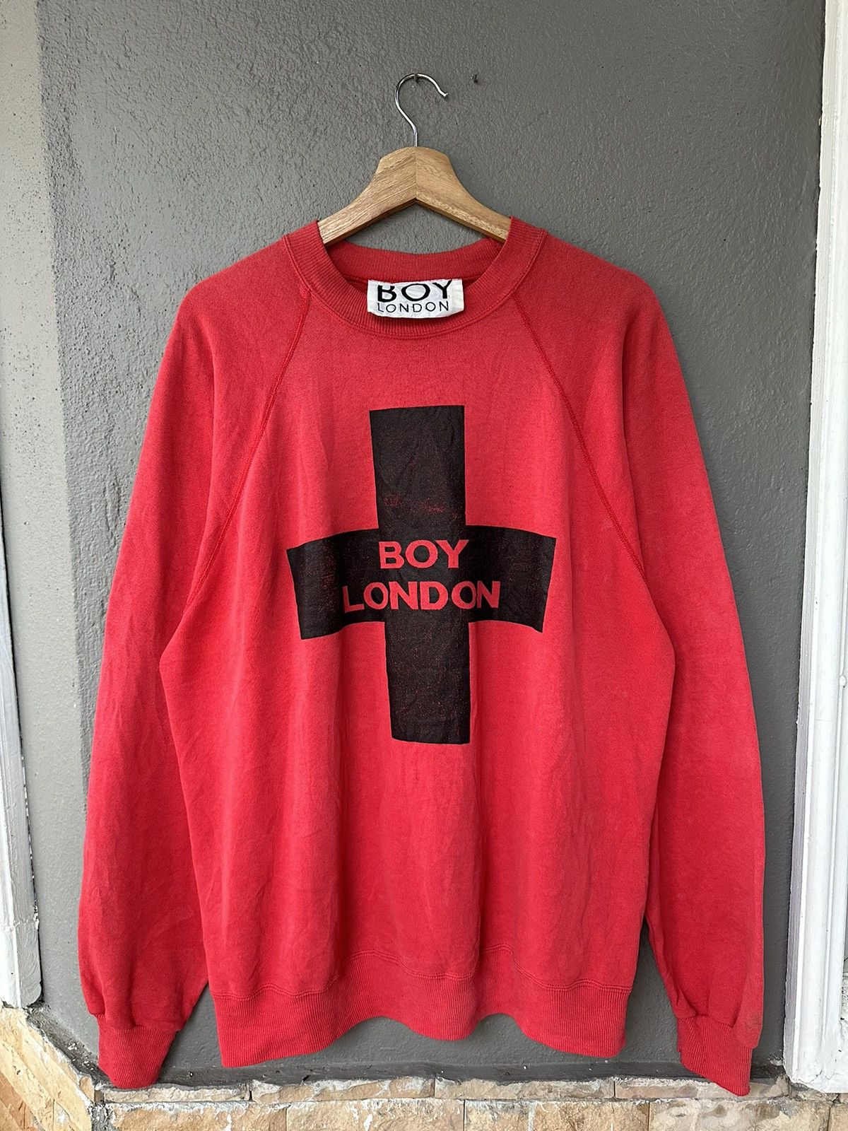 Boy London Vintage 90’s BOY LONDON Luxury Brand Rare Sweatshirt Red L Size US L / EU 52-54 / 3 - 1 Thumbnail